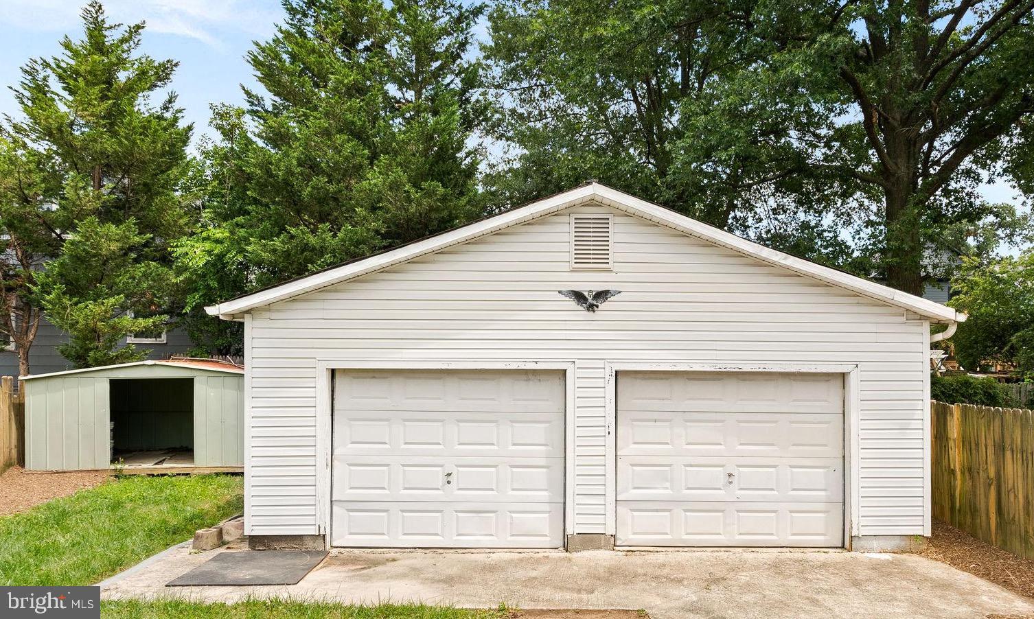 DOUGLAS PARK - Residential