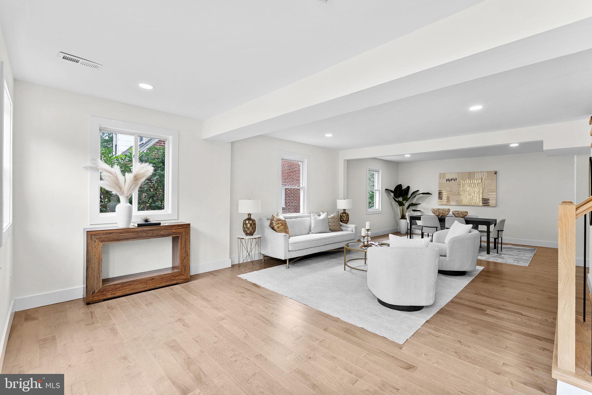 DOUGLAS PARK - Residential