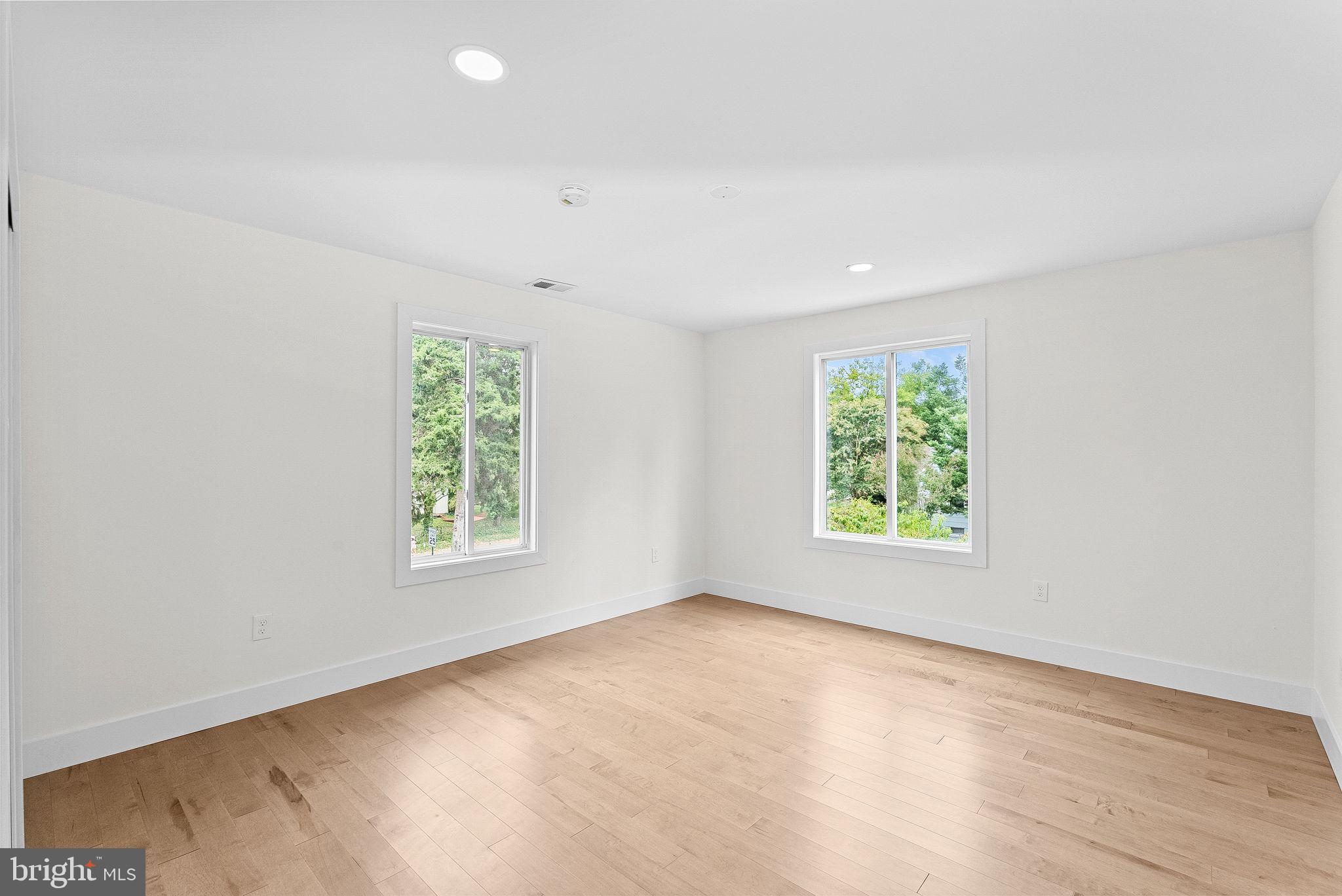 DOUGLAS PARK - Residential