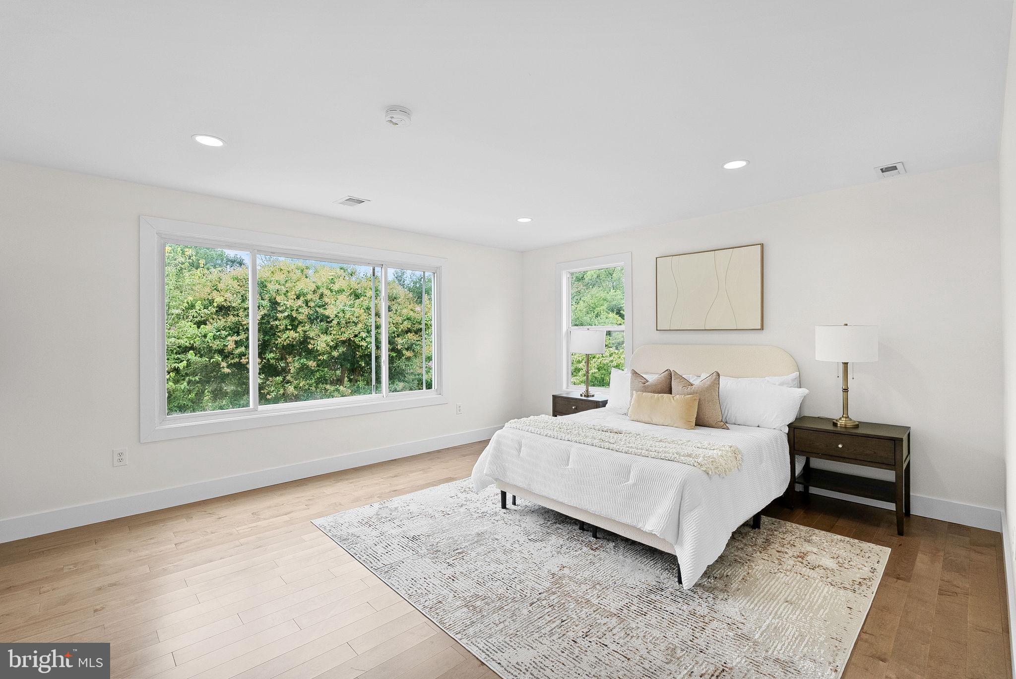 DOUGLAS PARK - Residential