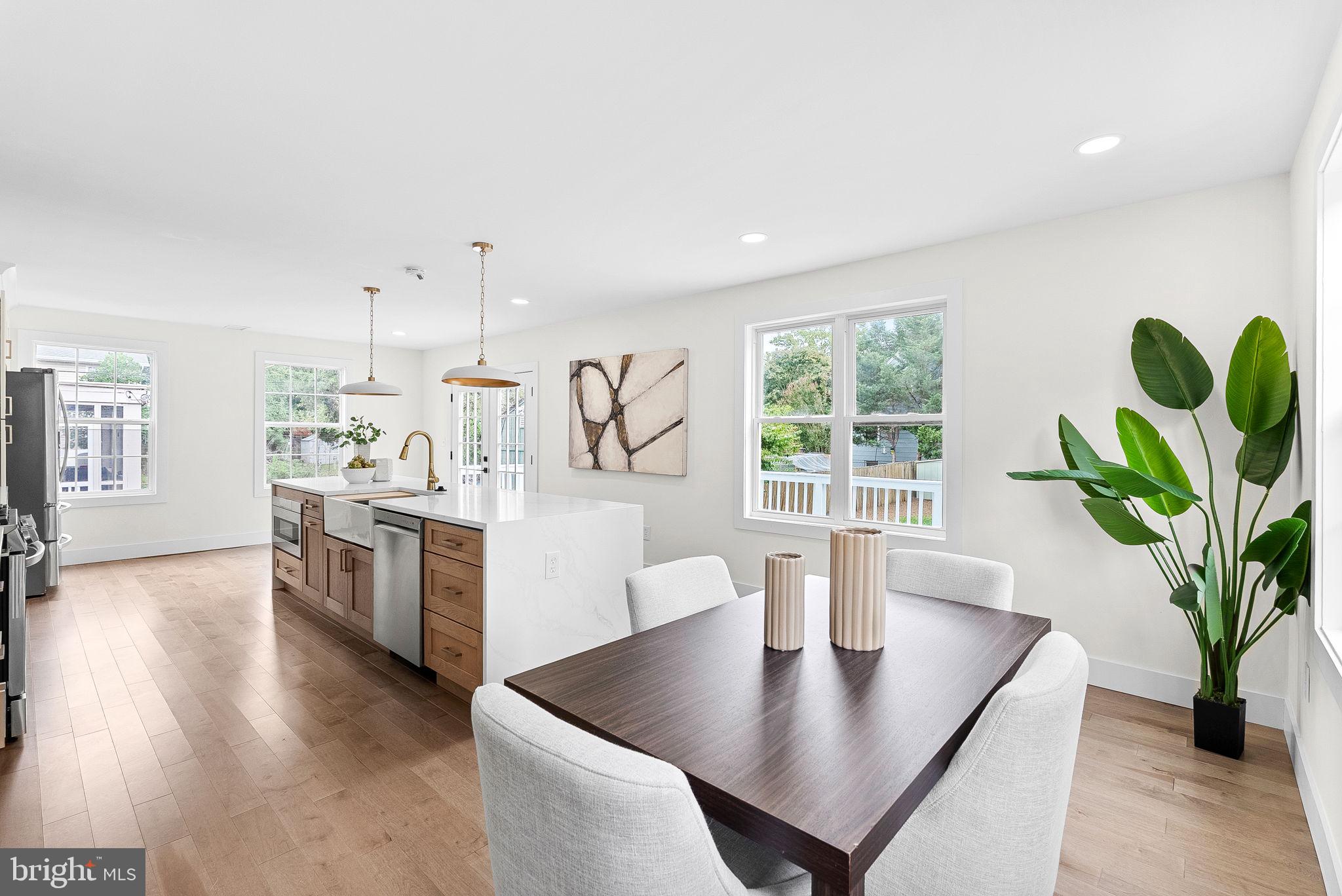 DOUGLAS PARK - Residential