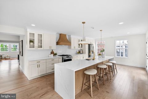 1805 S POLLARD STREET ARLINGTON VA 22204