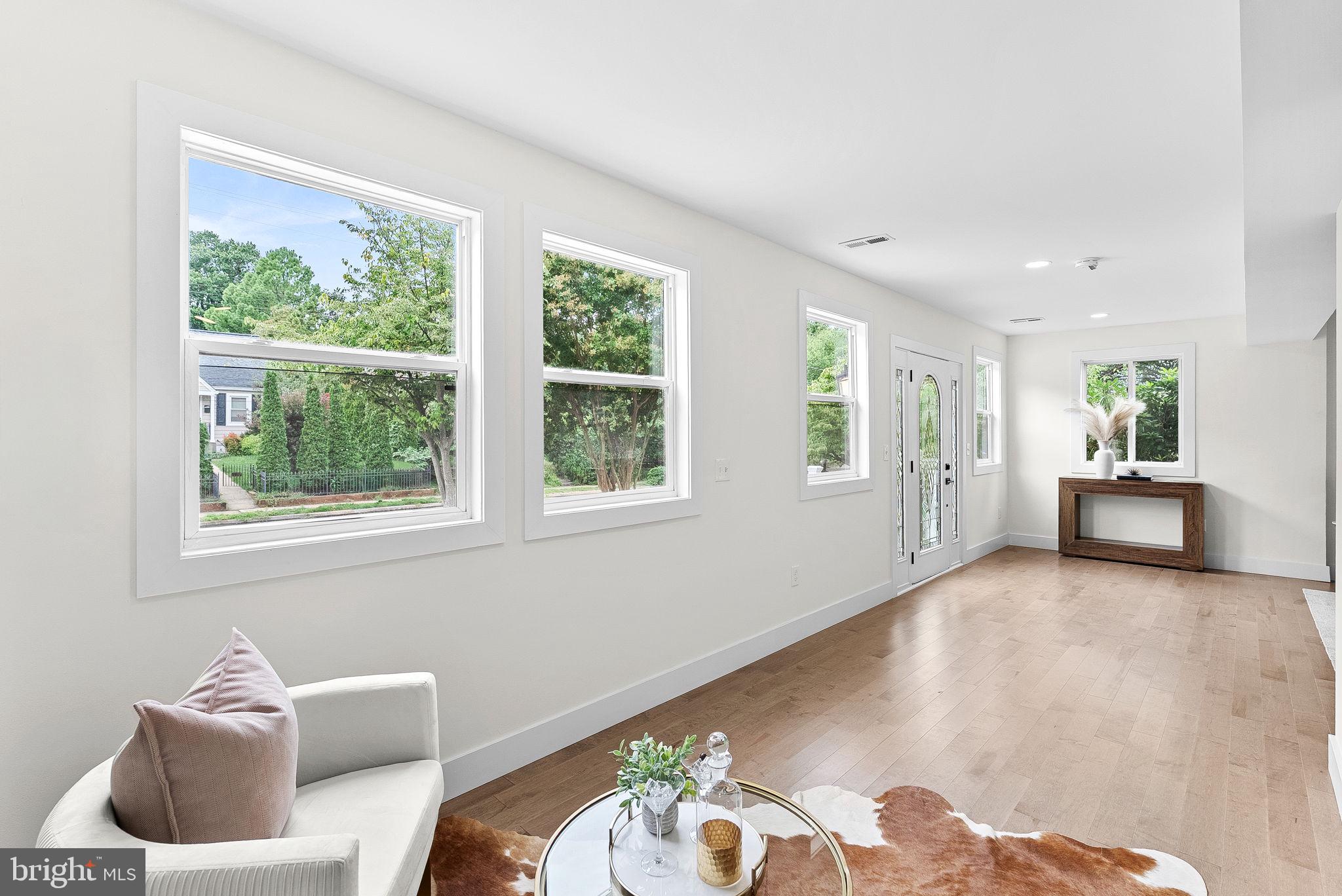 DOUGLAS PARK - Residential