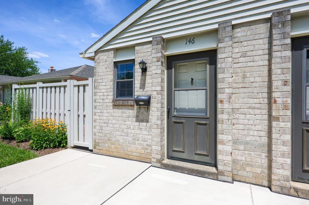 Photo of 146 Valleybrook Drive, Lancaster, PA 17601 (MLS # PALA2049536)