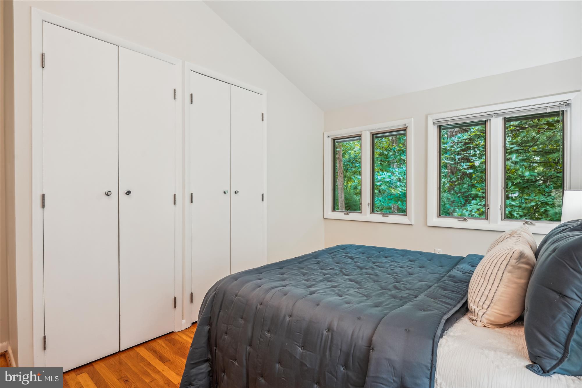 CARDEROCK SPRINGS - Residential