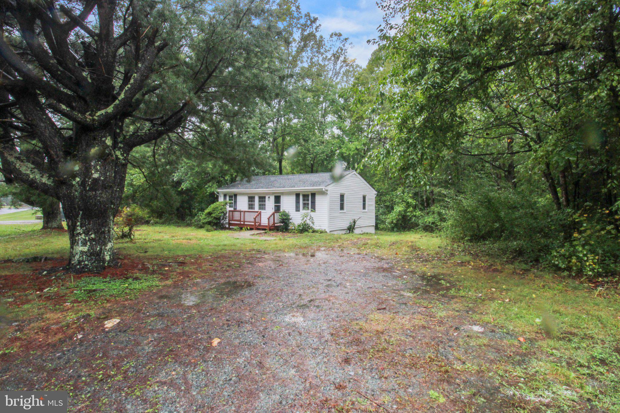 2819 MOUNTAIN HILL ROAD