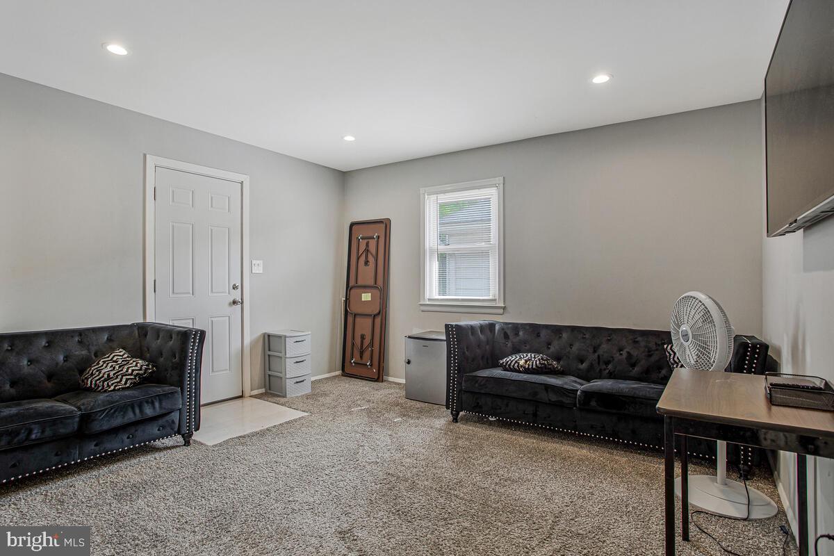 BELTSVILLE - Residential