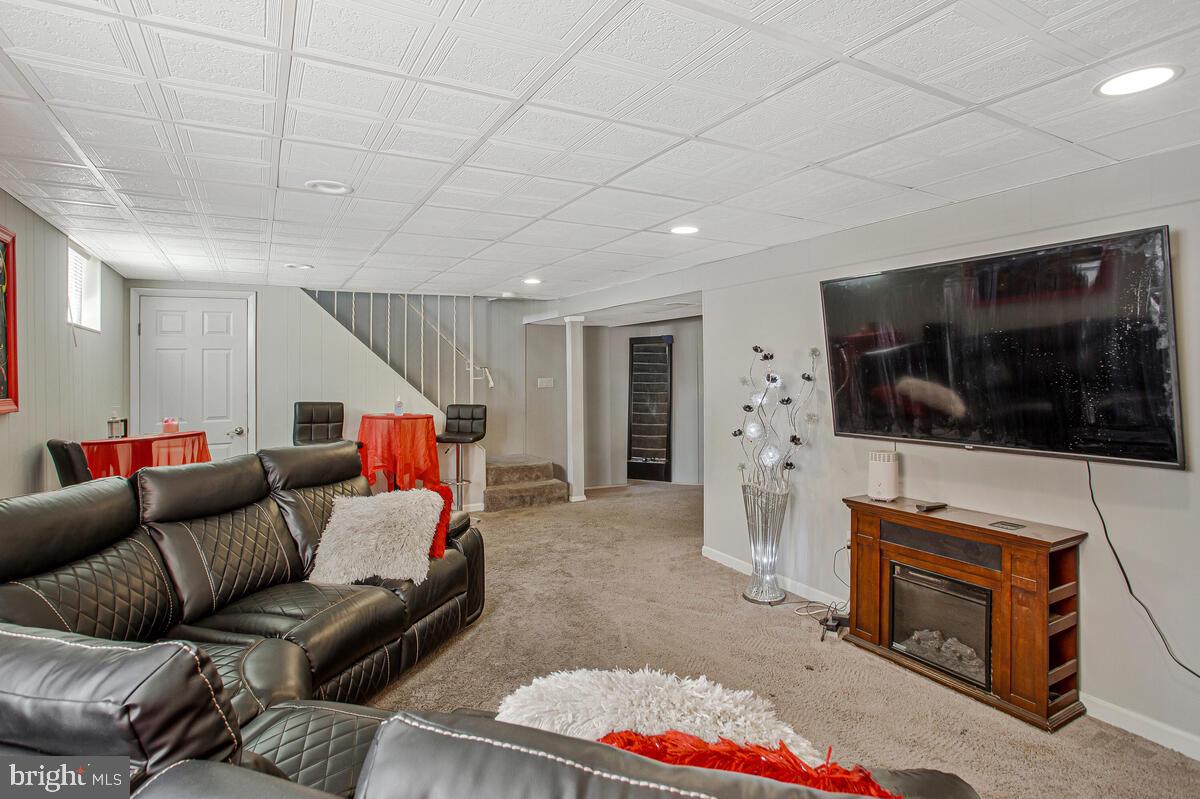 BELTSVILLE - Residential