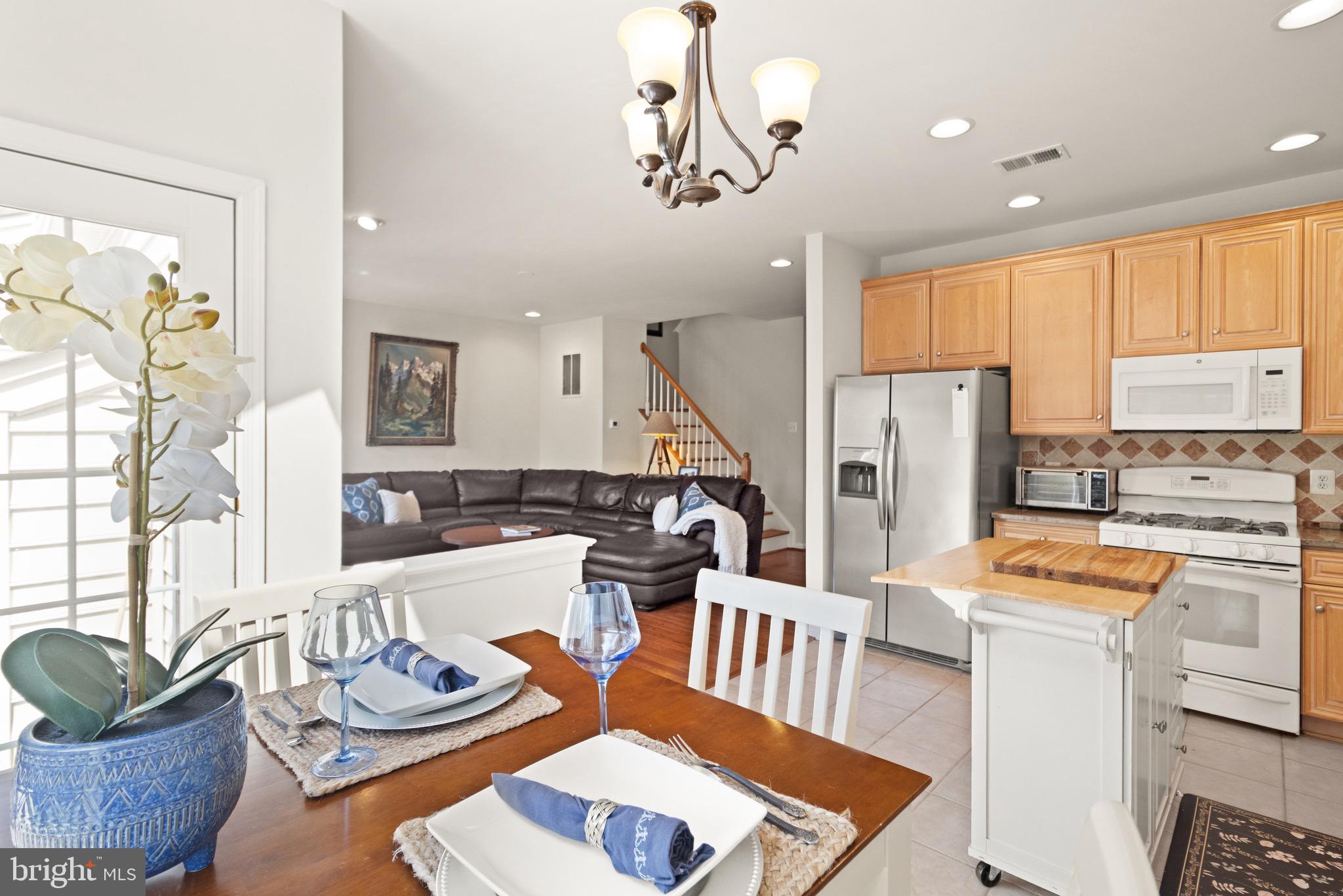 5652 WHEELWRIGHT WAY