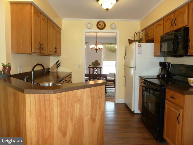 CHAPELWOOD - Residential