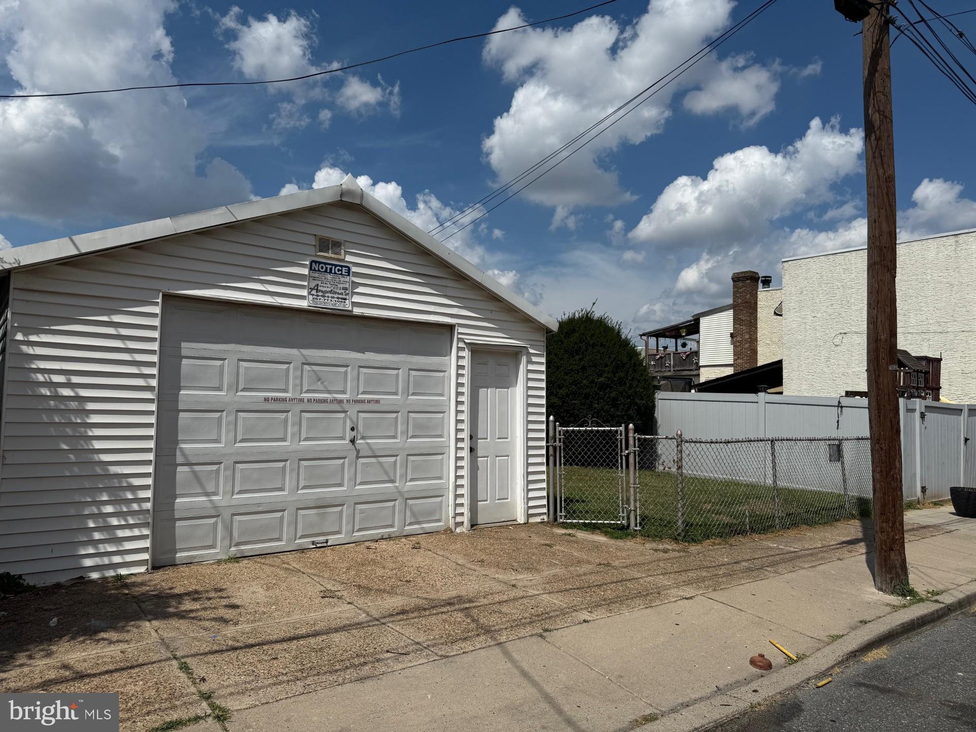 BRIDESBURG - Residential Income