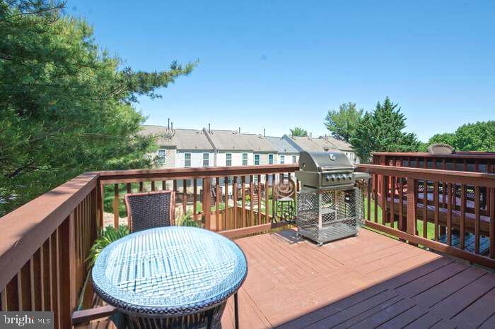 VILLAGE  OF PAINTERS MILL - Residential