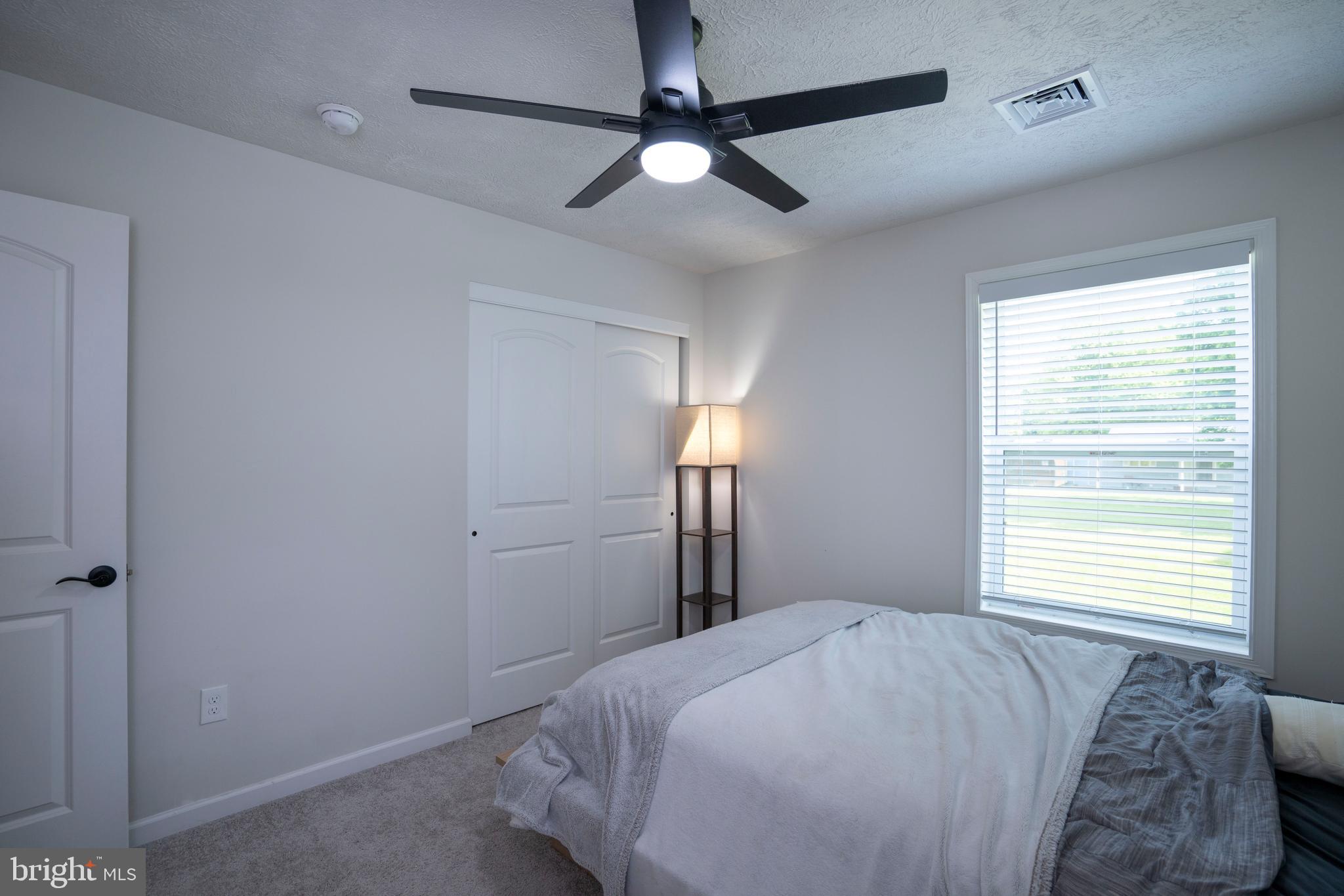 COLONIAL HILLS - Residential