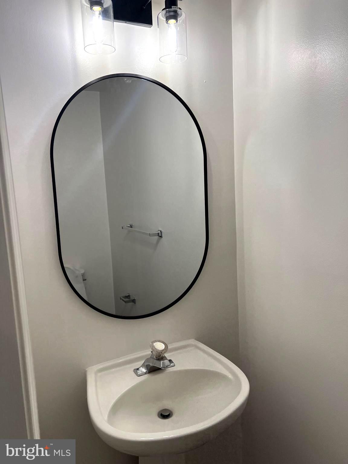 KINGSBROOKE - Residential Lease