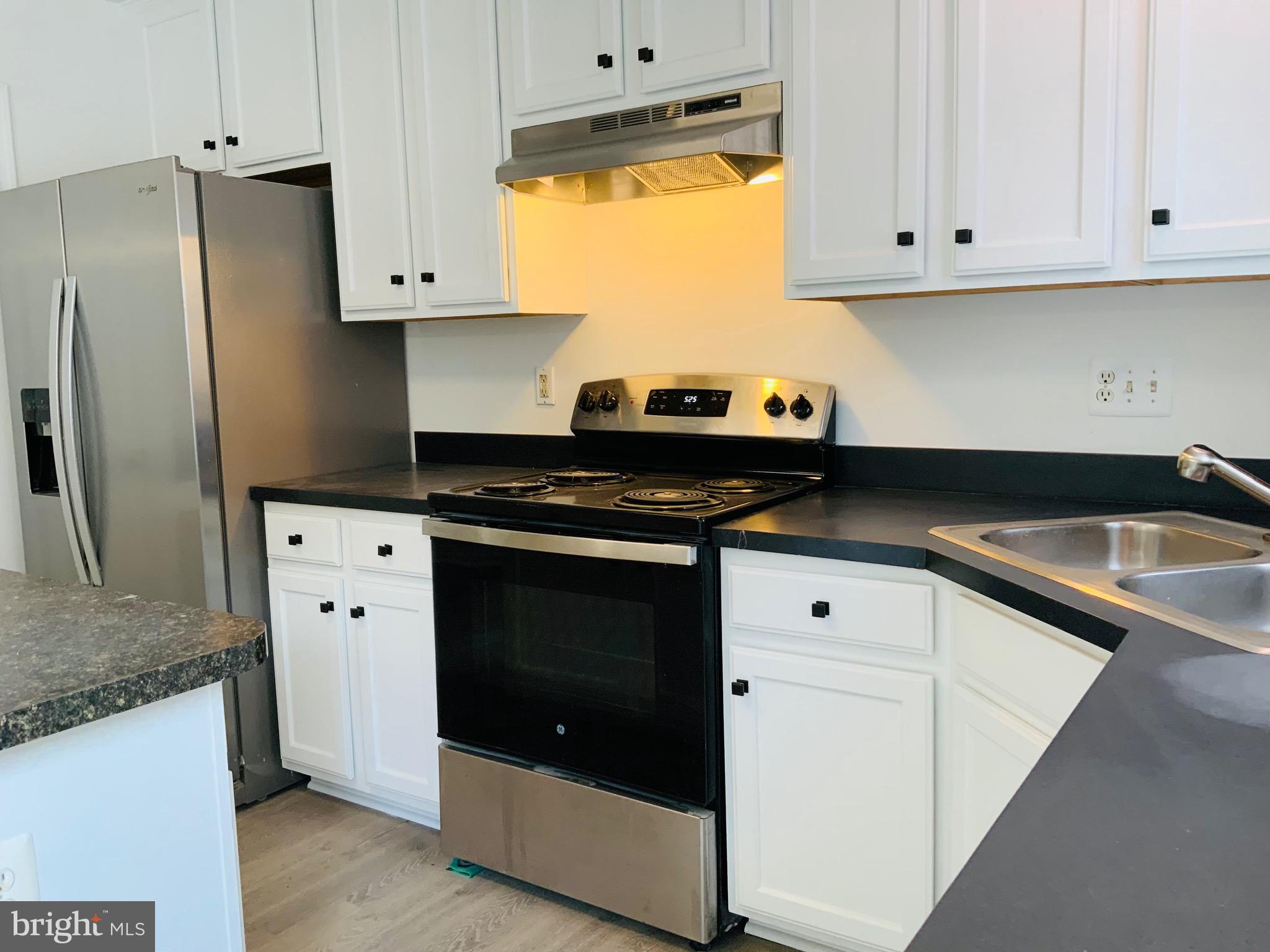 KINGSBROOKE - Residential Lease