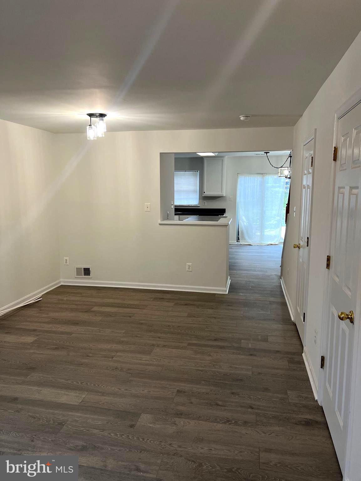 KINGSBROOKE - Residential Lease