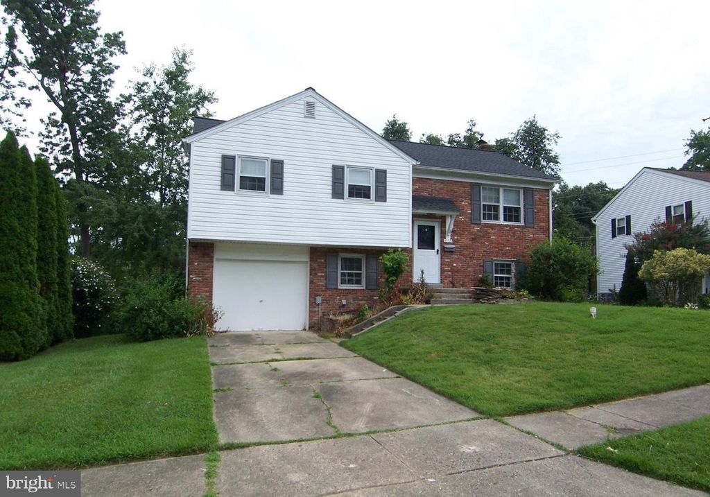 Photo of 420 Larkspur Drive, JOPPA, MD 21085 (MLS # MDHR2048026)