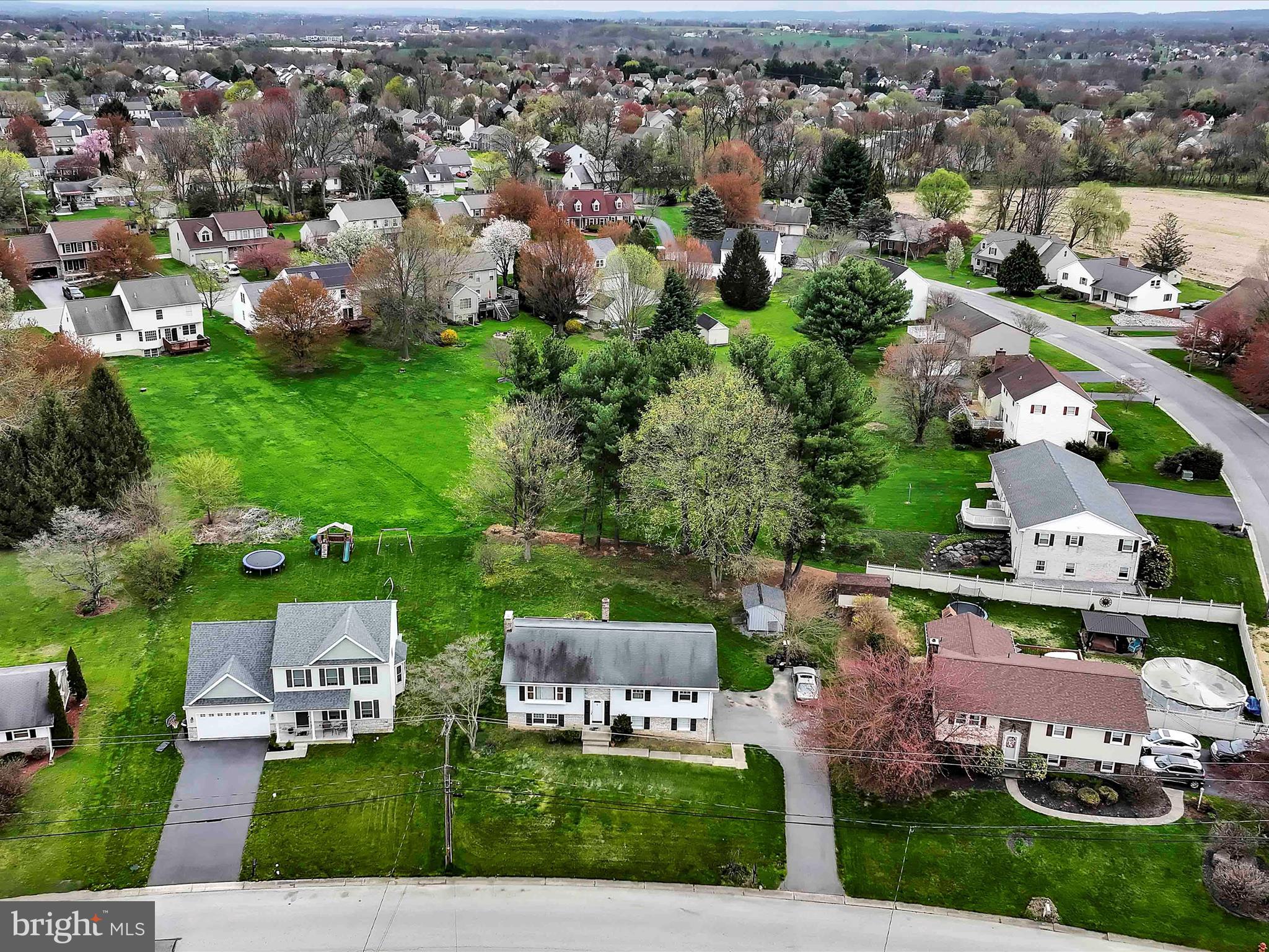 LINVILLE CIRCLE - Residential