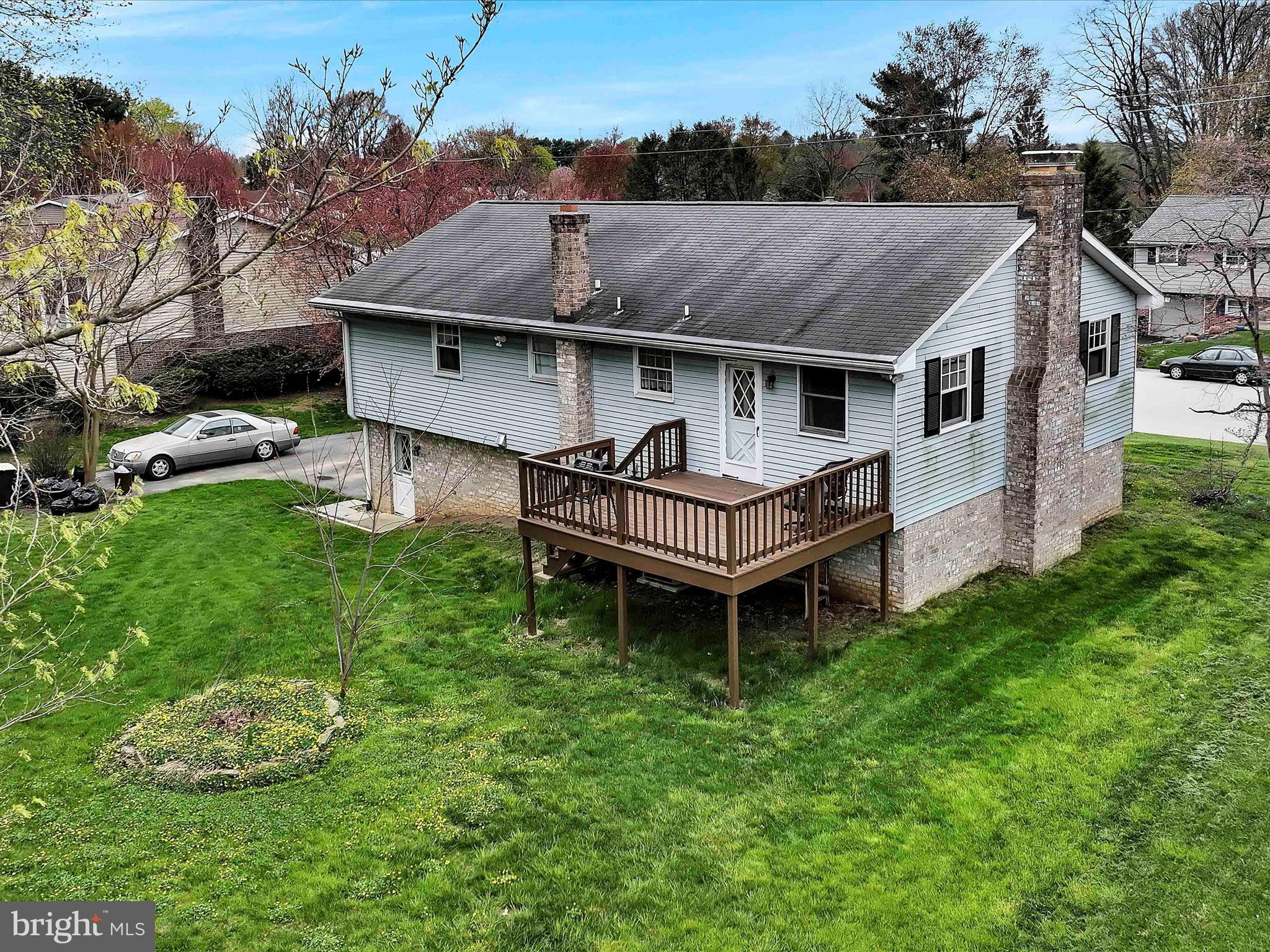 LINVILLE CIRCLE - Residential