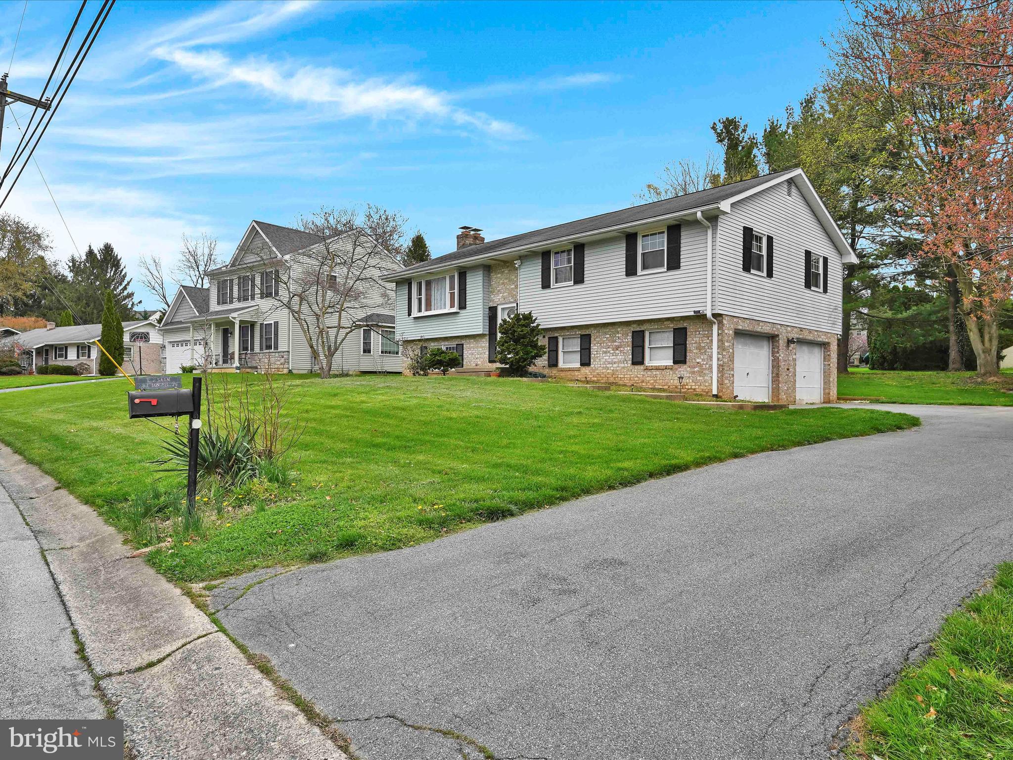 LINVILLE CIRCLE - Residential