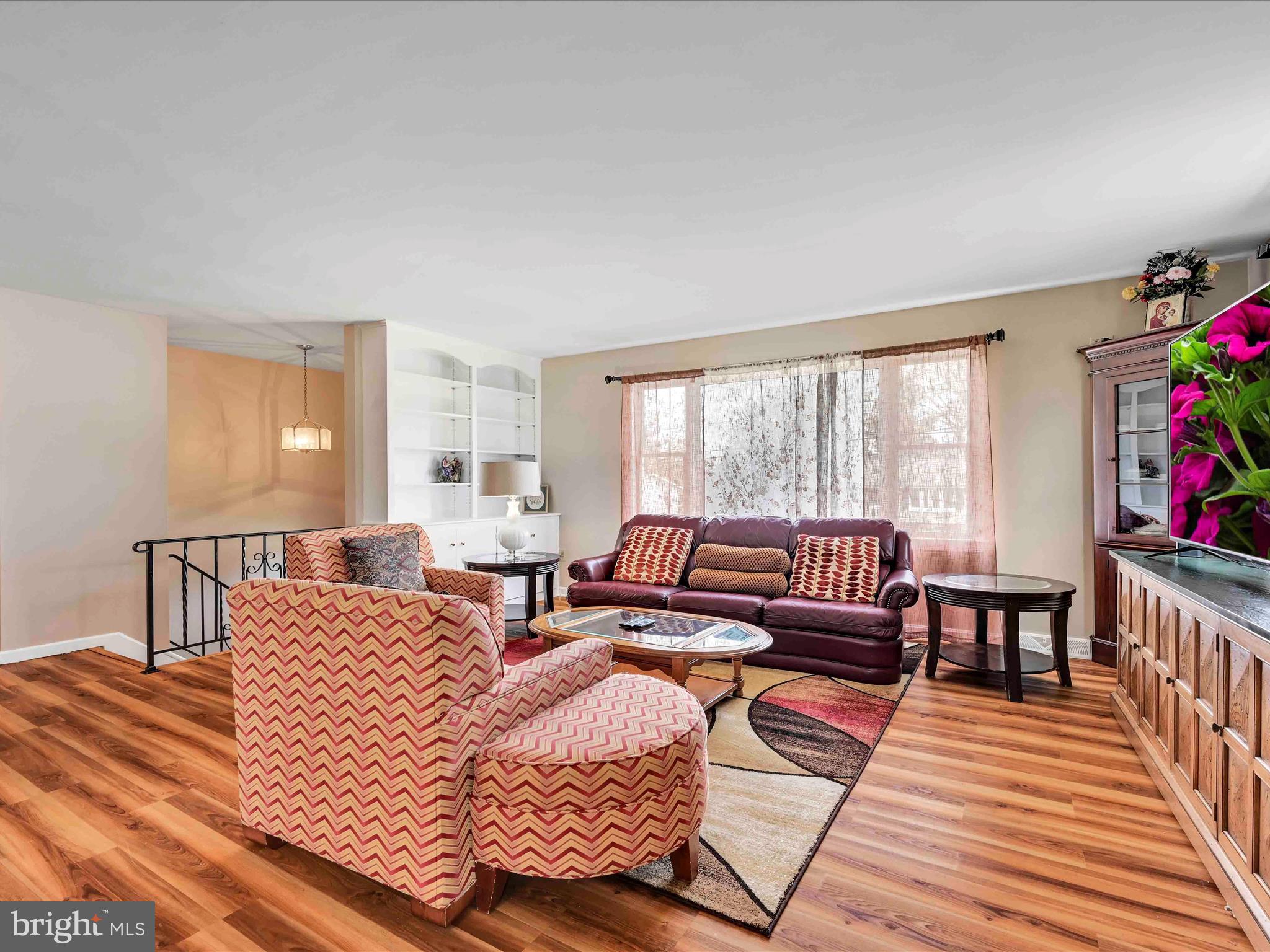 LINVILLE CIRCLE - Residential