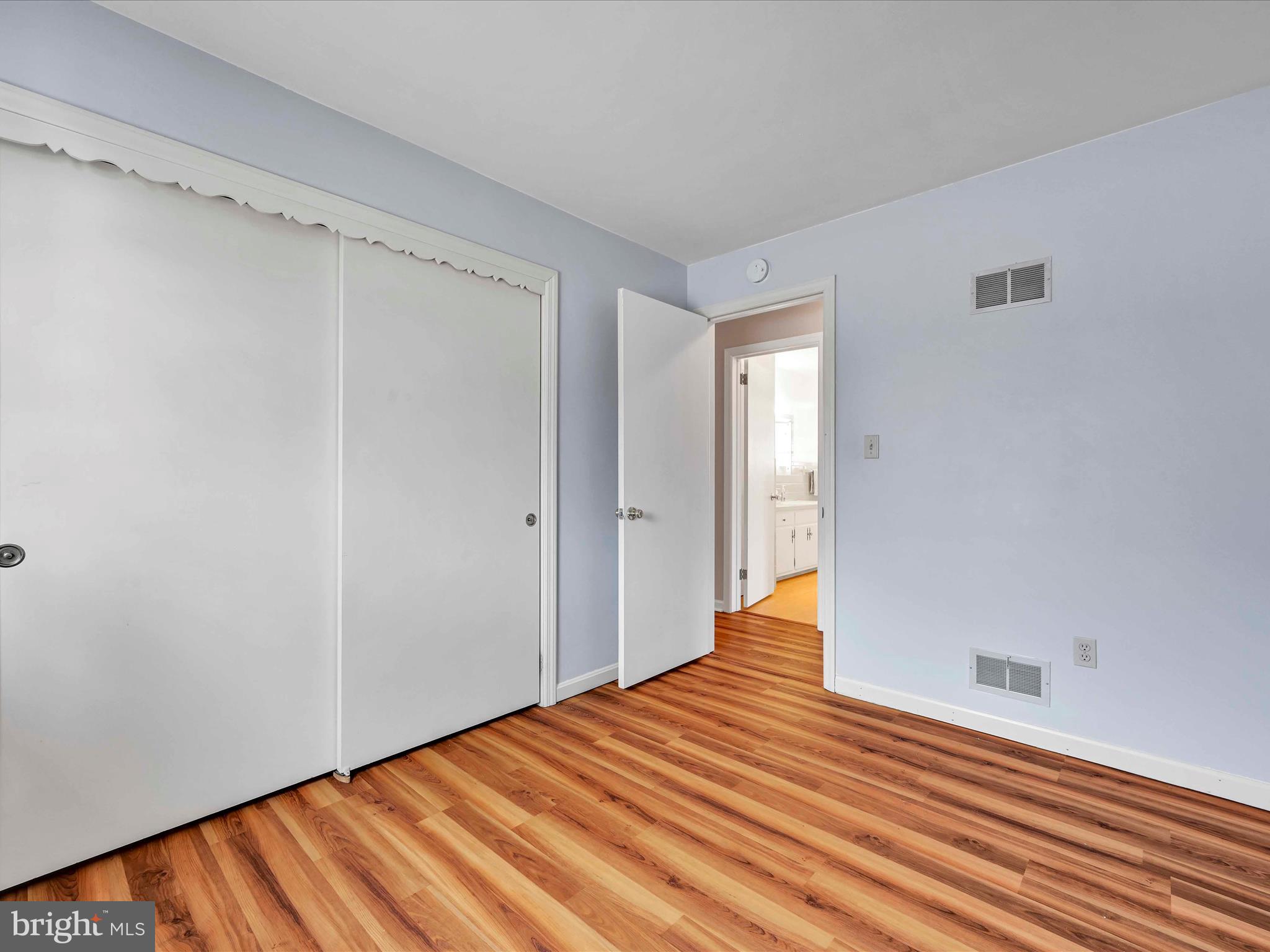 LINVILLE CIRCLE - Residential