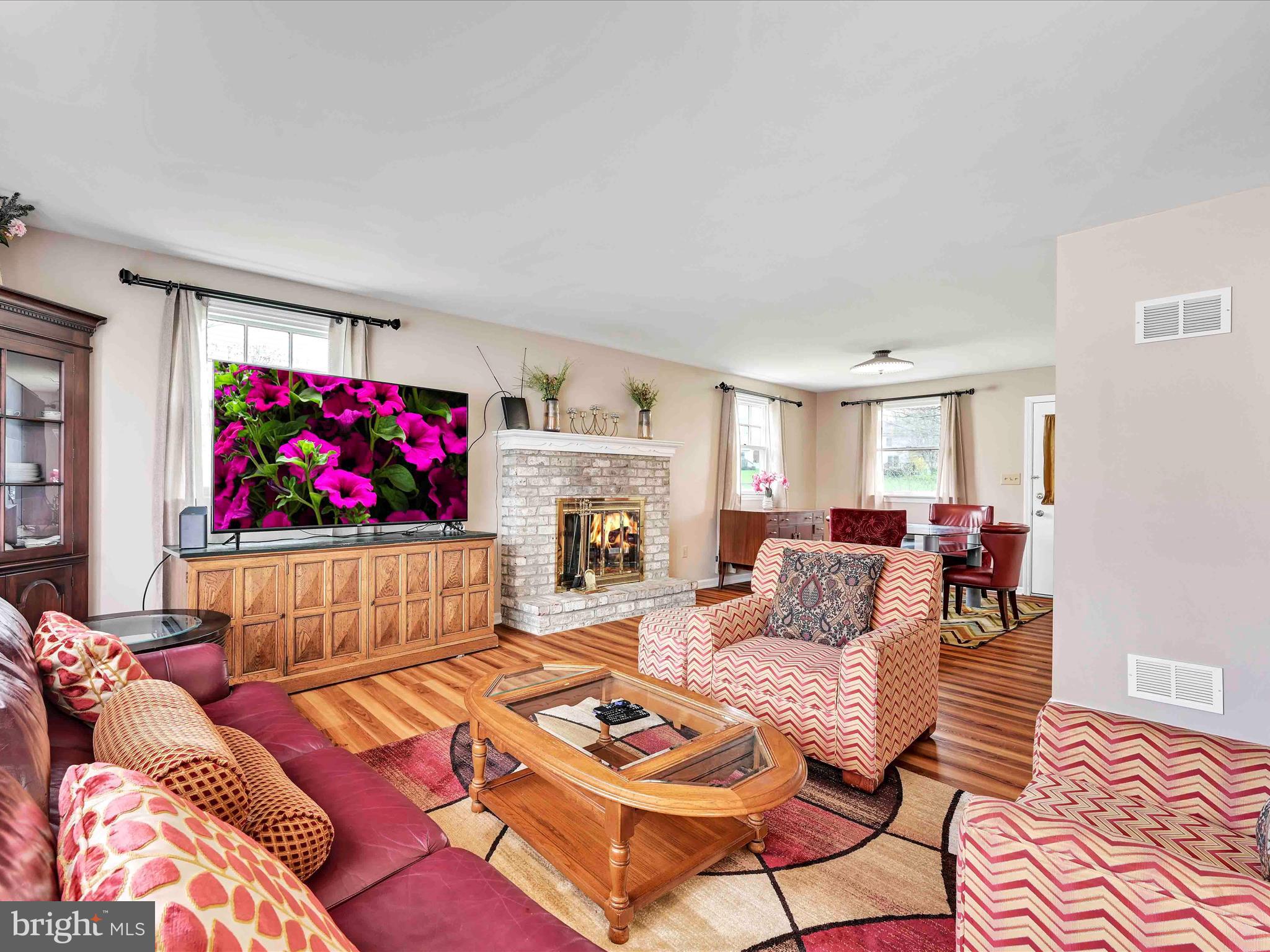 LINVILLE CIRCLE - Residential