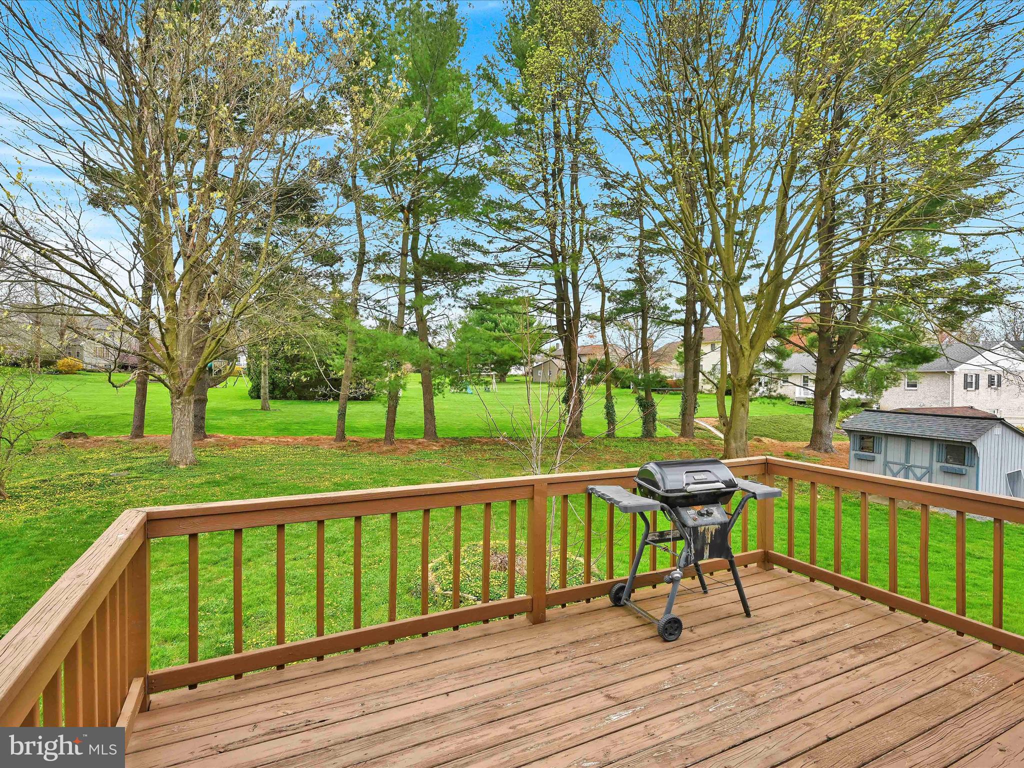 LINVILLE CIRCLE - Residential