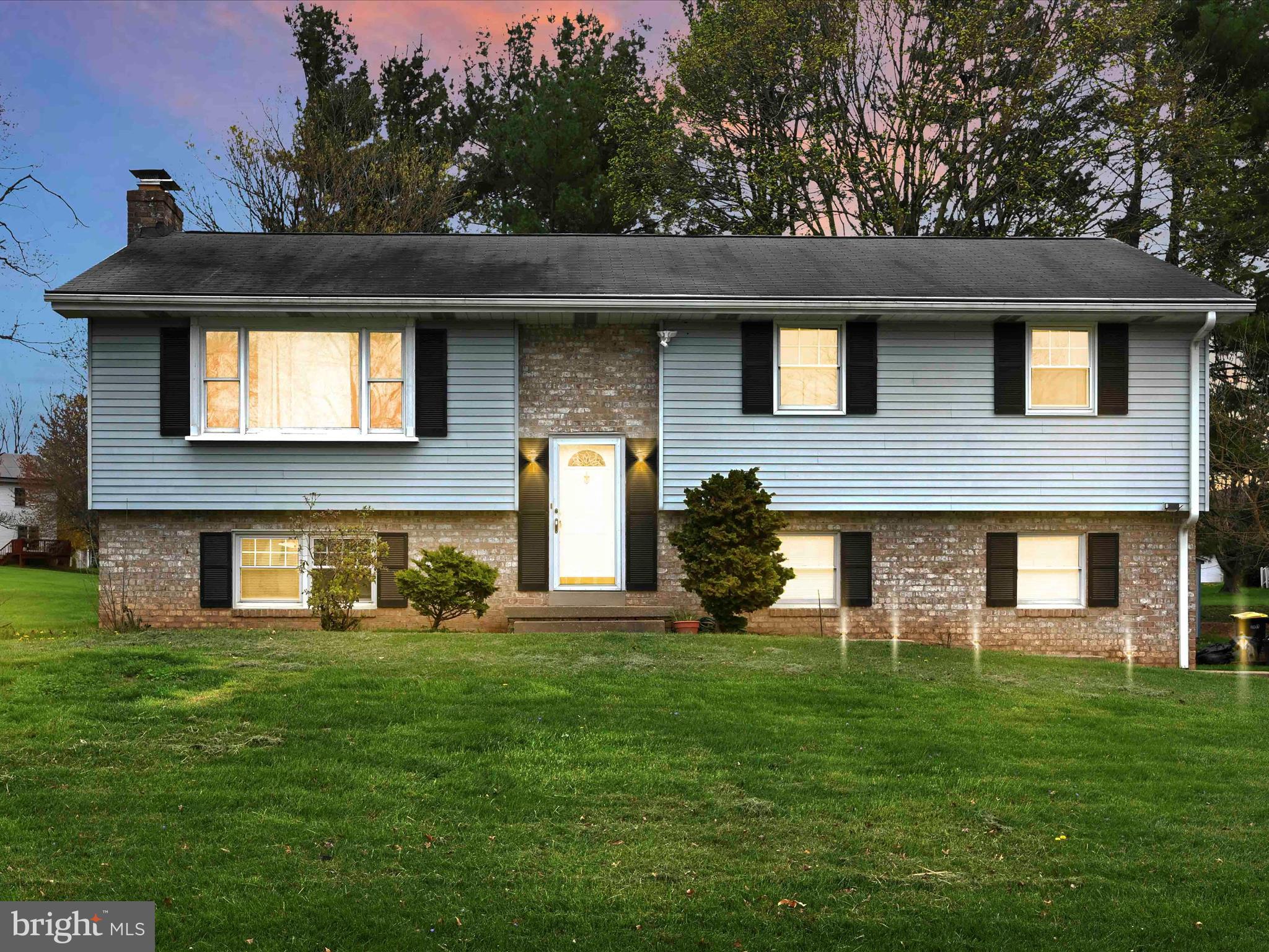 LINVILLE CIRCLE - Residential