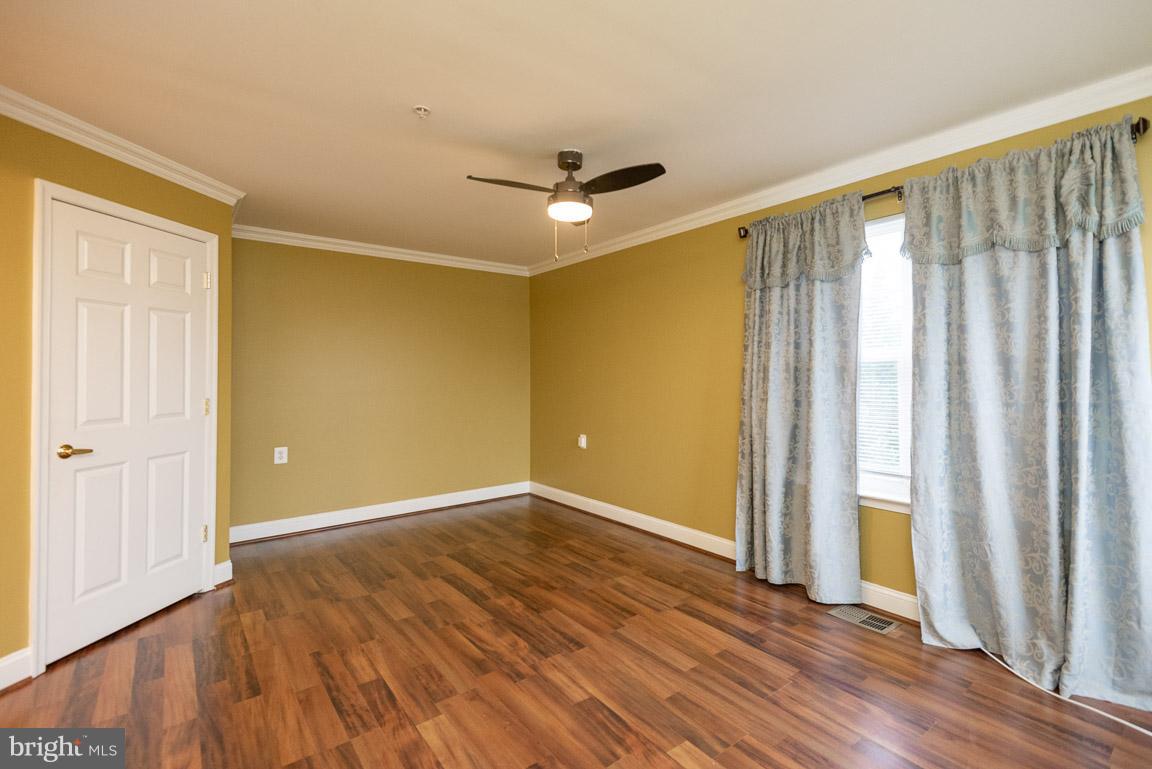 WINDSOR CROSSING - Residential