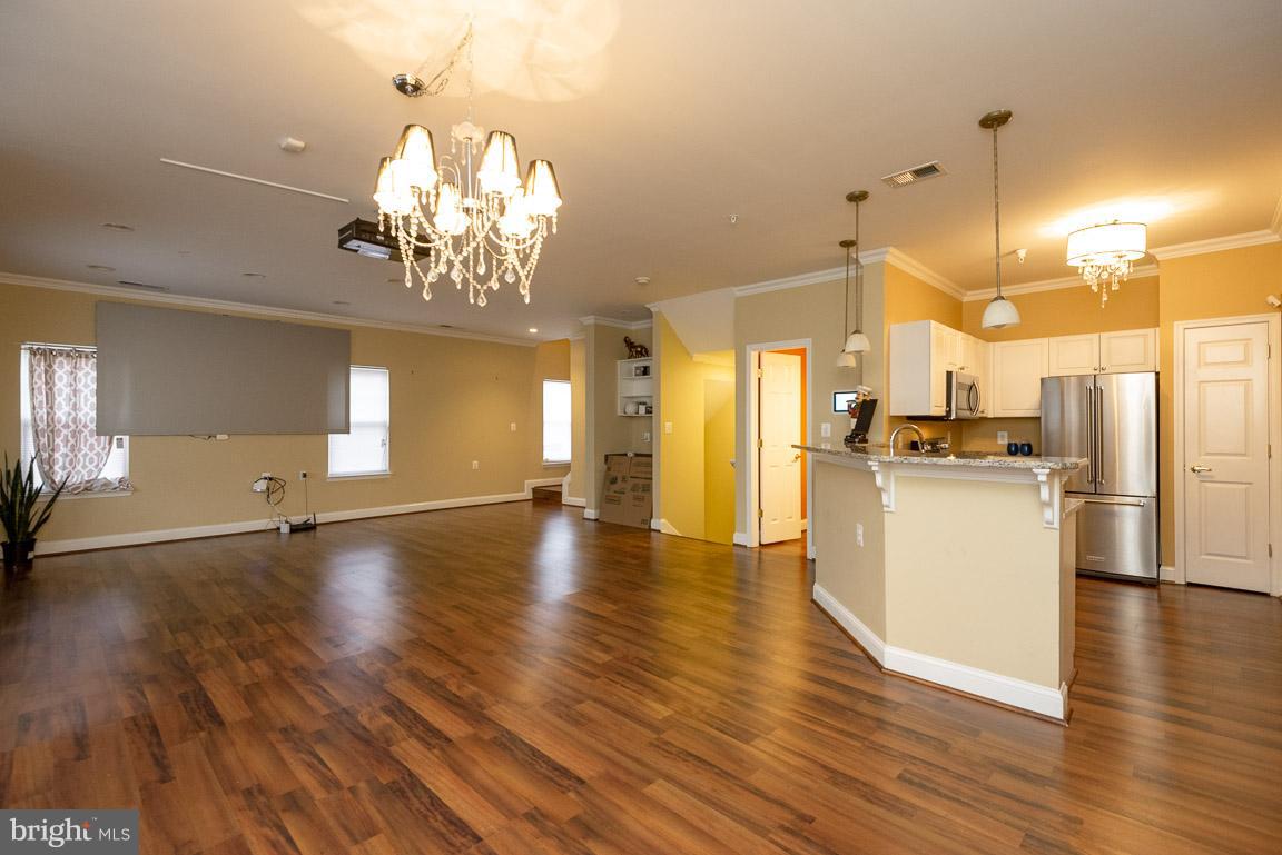 WINDSOR CROSSING - Residential