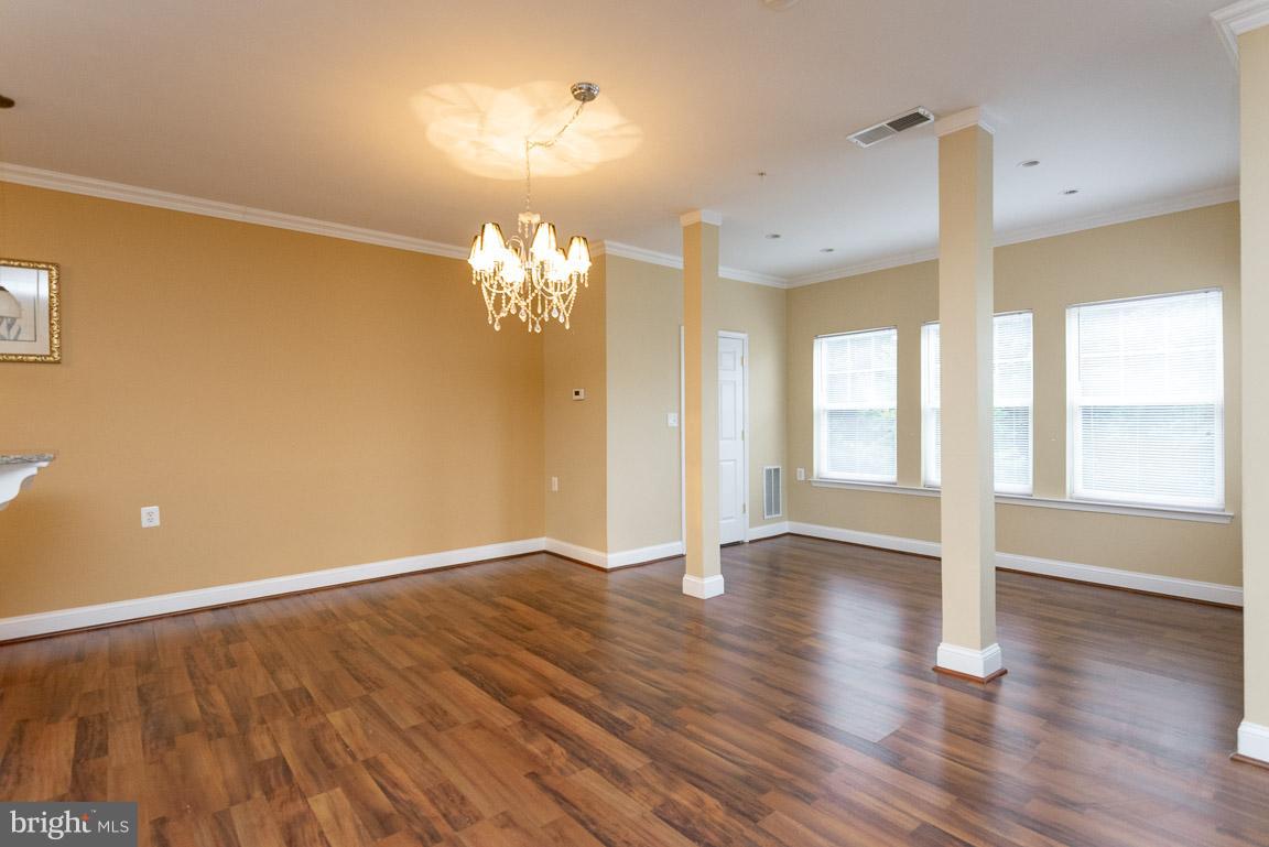 WINDSOR CROSSING - Residential