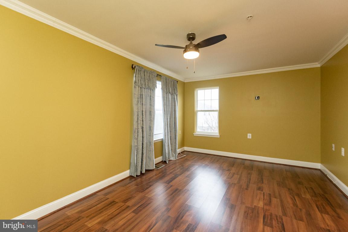 WINDSOR CROSSING - Residential