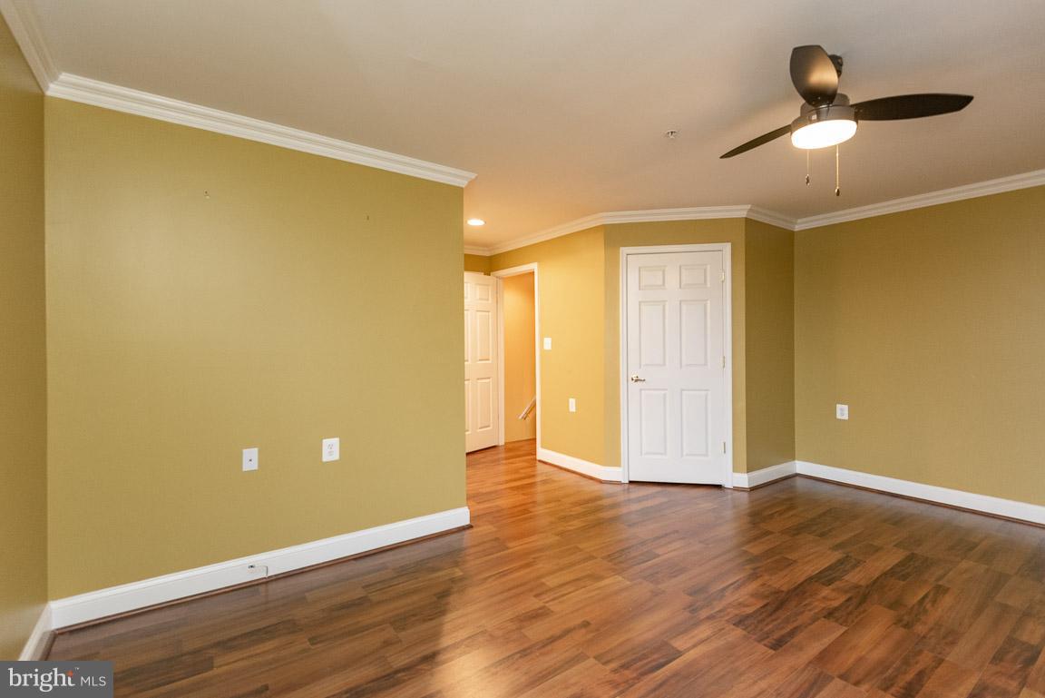 WINDSOR CROSSING - Residential