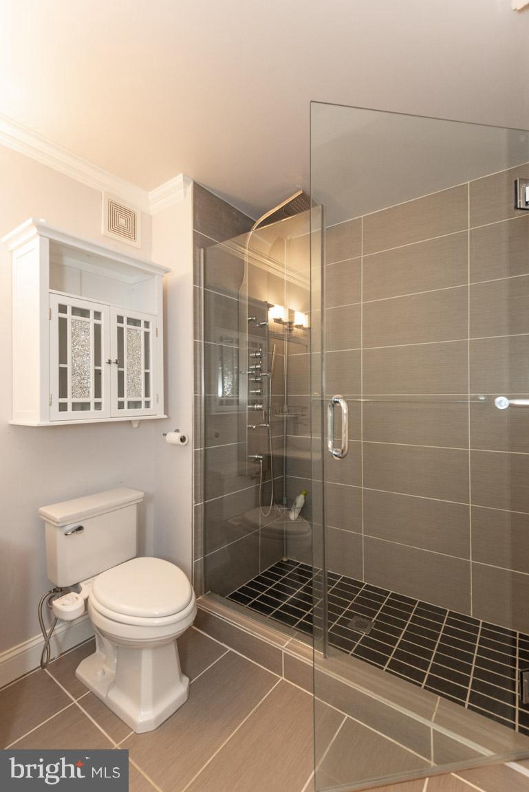 WINDSOR CROSSING - Residential