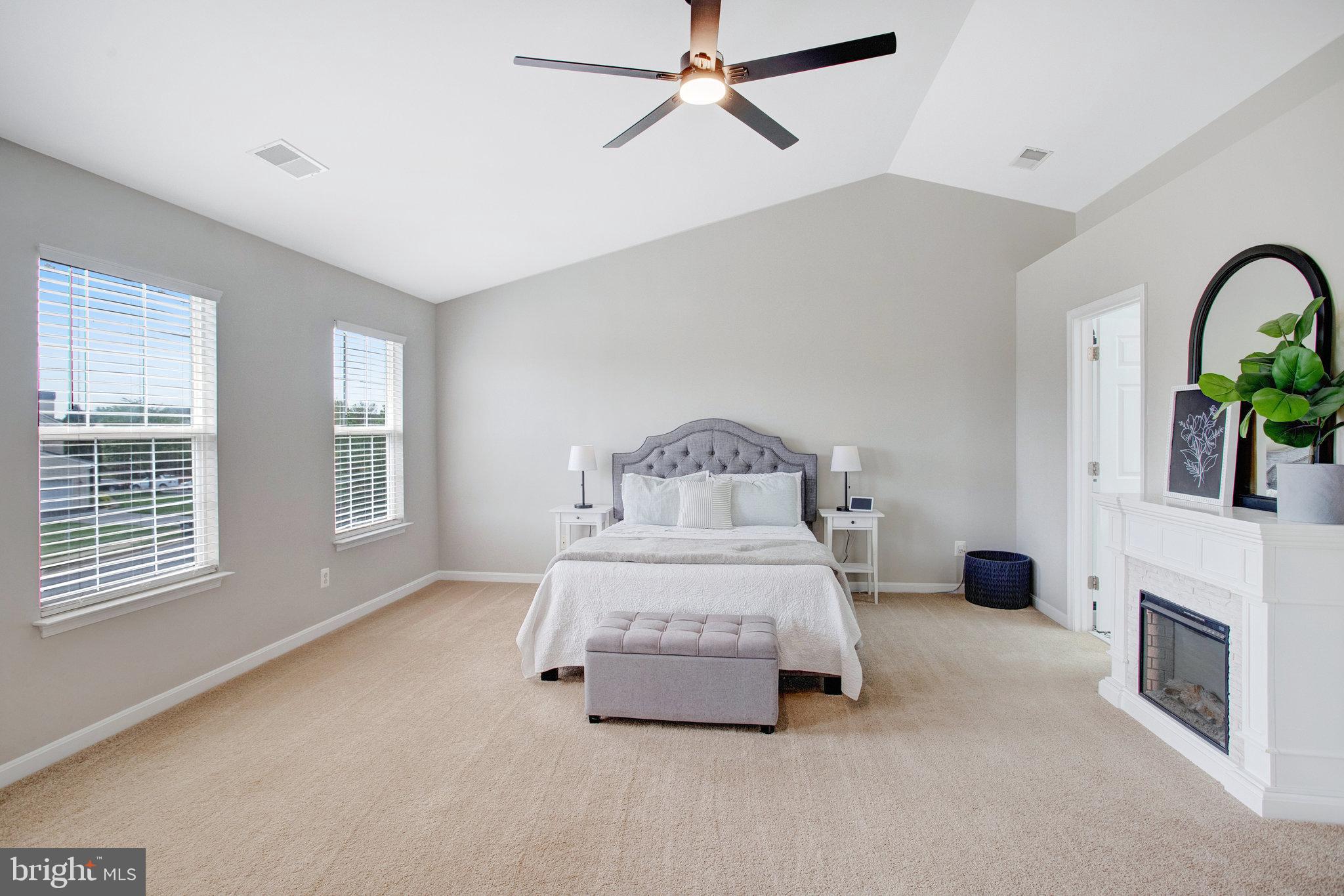 MONTEROSA - Residential