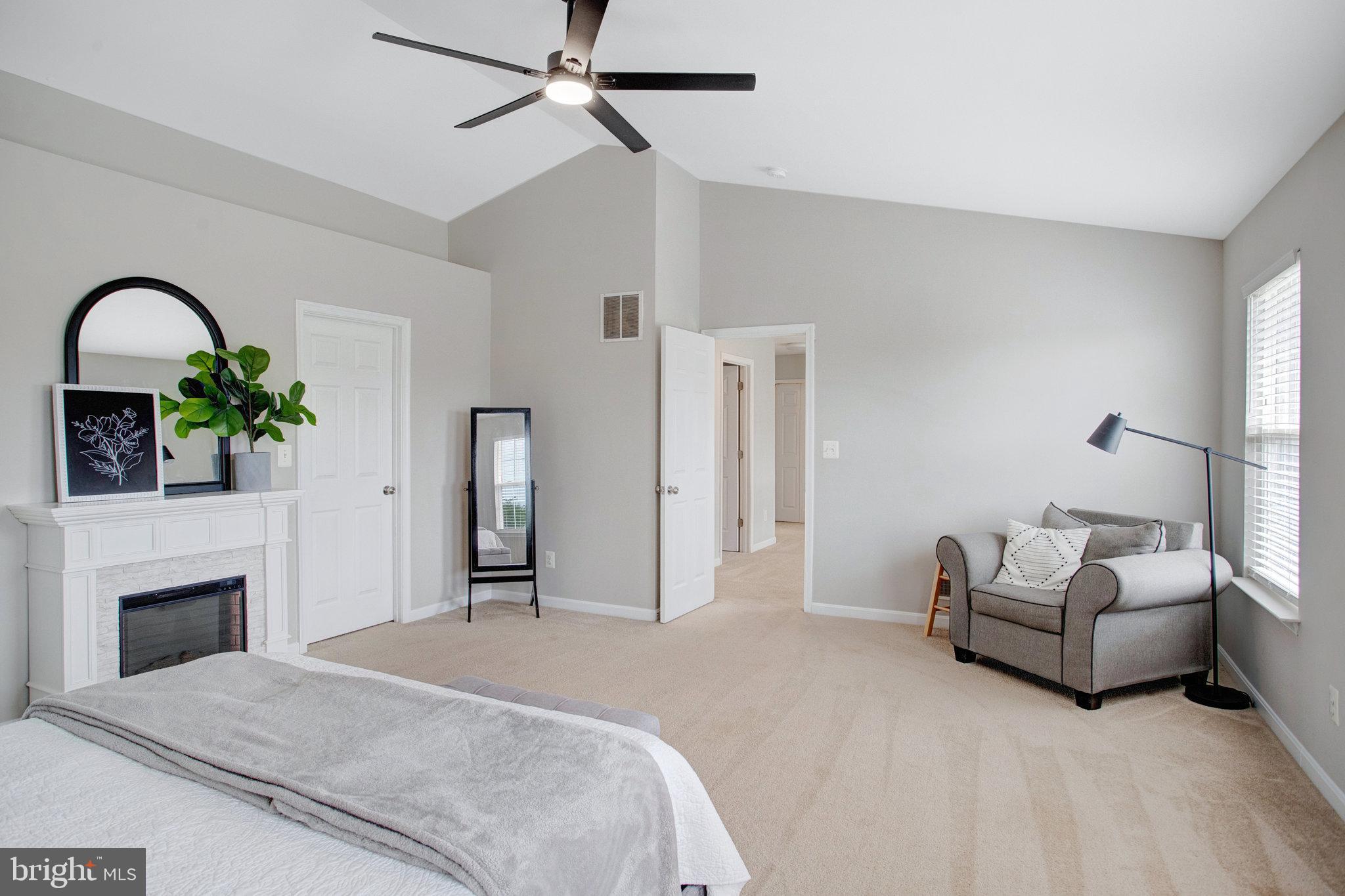 MONTEROSA - Residential