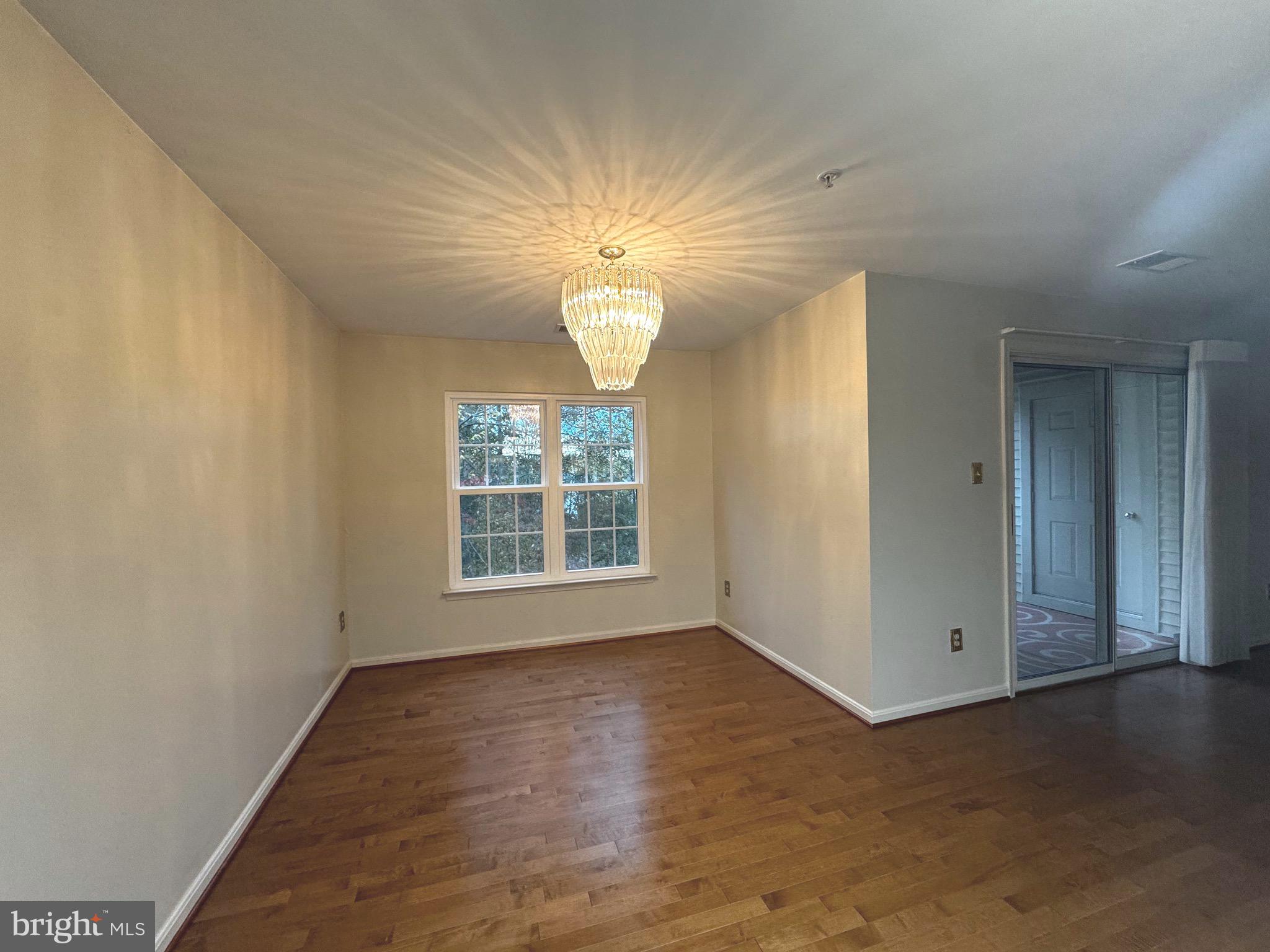 GATEWAY COMMERCE CENTER - Residential Lease