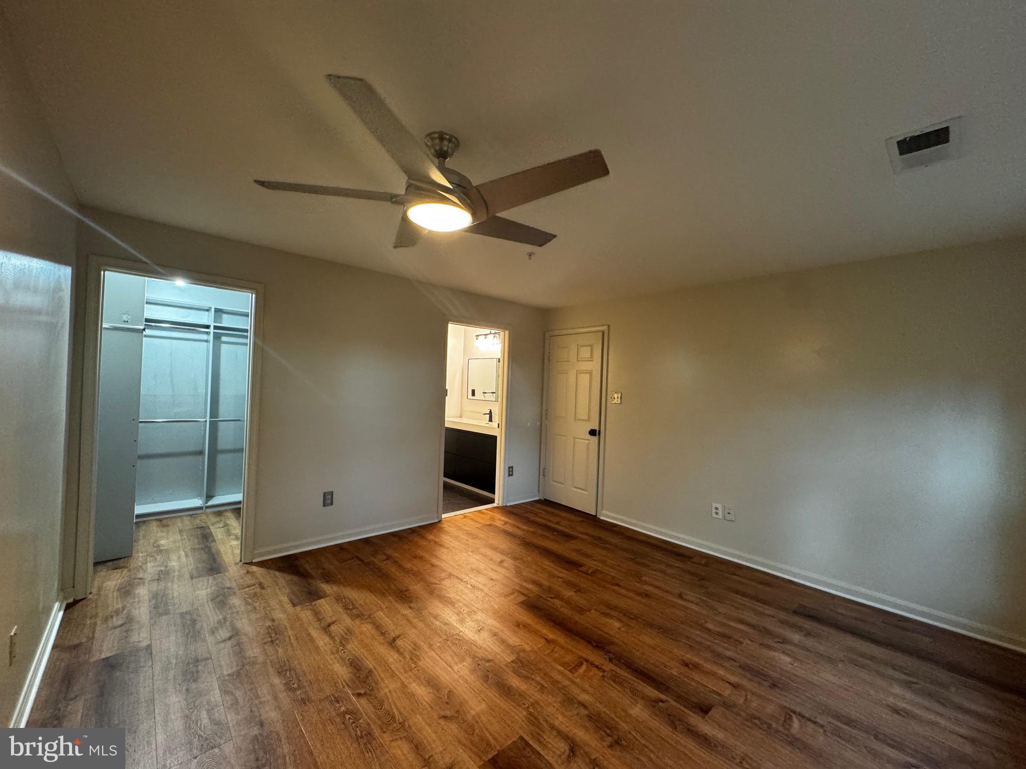 GATEWAY COMMERCE CENTER - Residential Lease