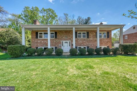 1557 EVERS DRIVE MCLEAN VA 22101