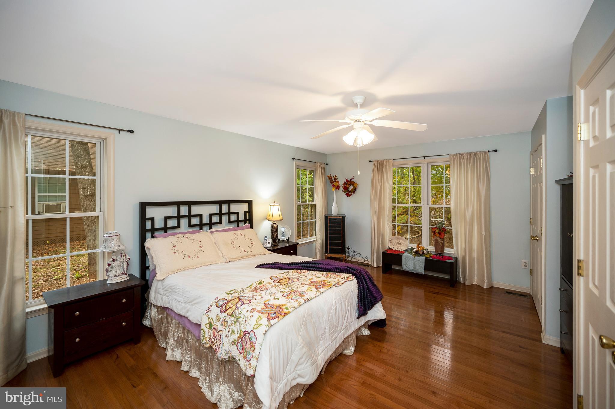 LAKE OF THE WOODS - Residential