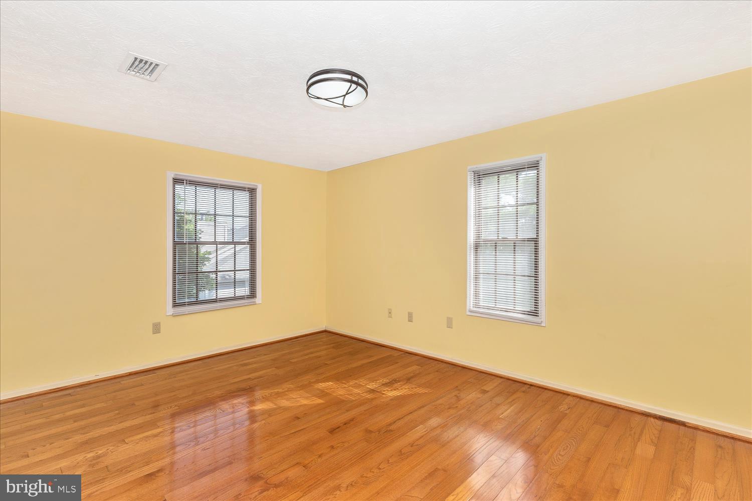 WATERS EDGE AT NORTH LAKE - Residential Lease