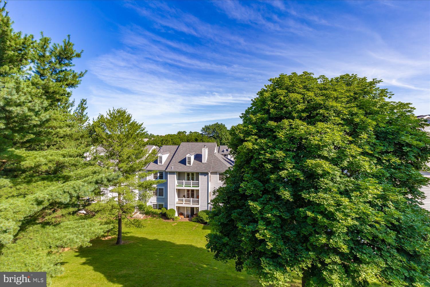 WATERS EDGE AT NORTH LAKE - Residential Lease