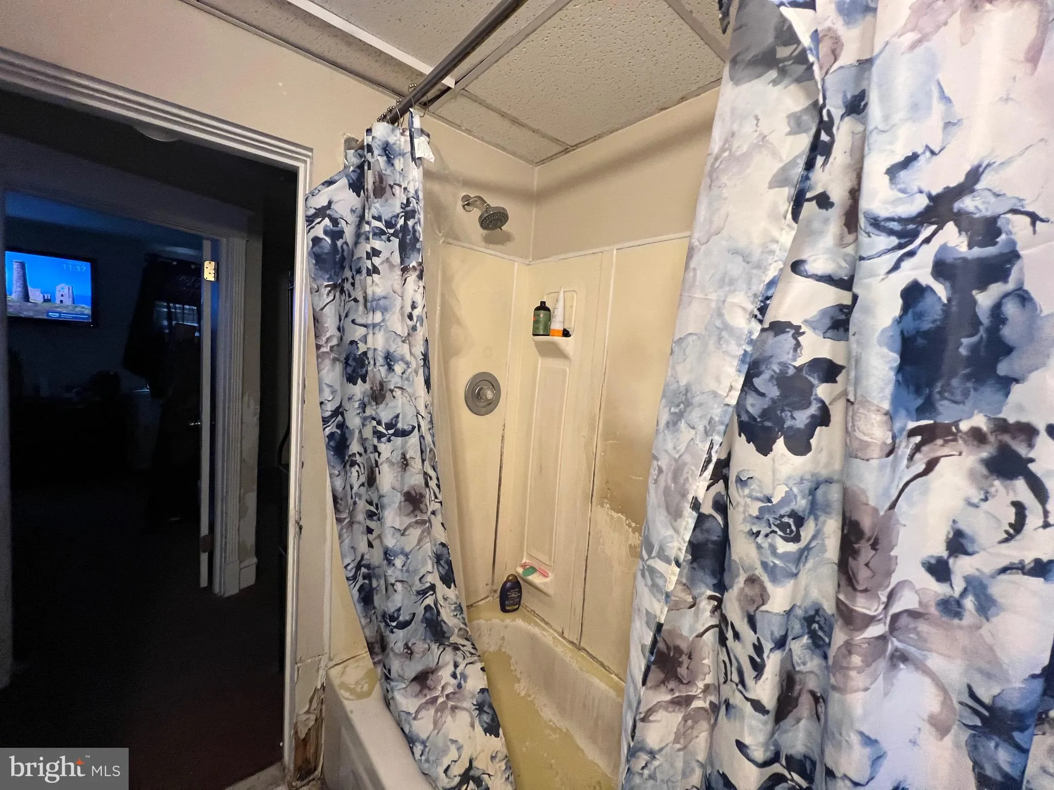 Upper Darby, Pennsylvania 19082, United States, 2 Bedrooms Bedrooms, ,1 BathroomBathrooms,Residential,Pending,18268