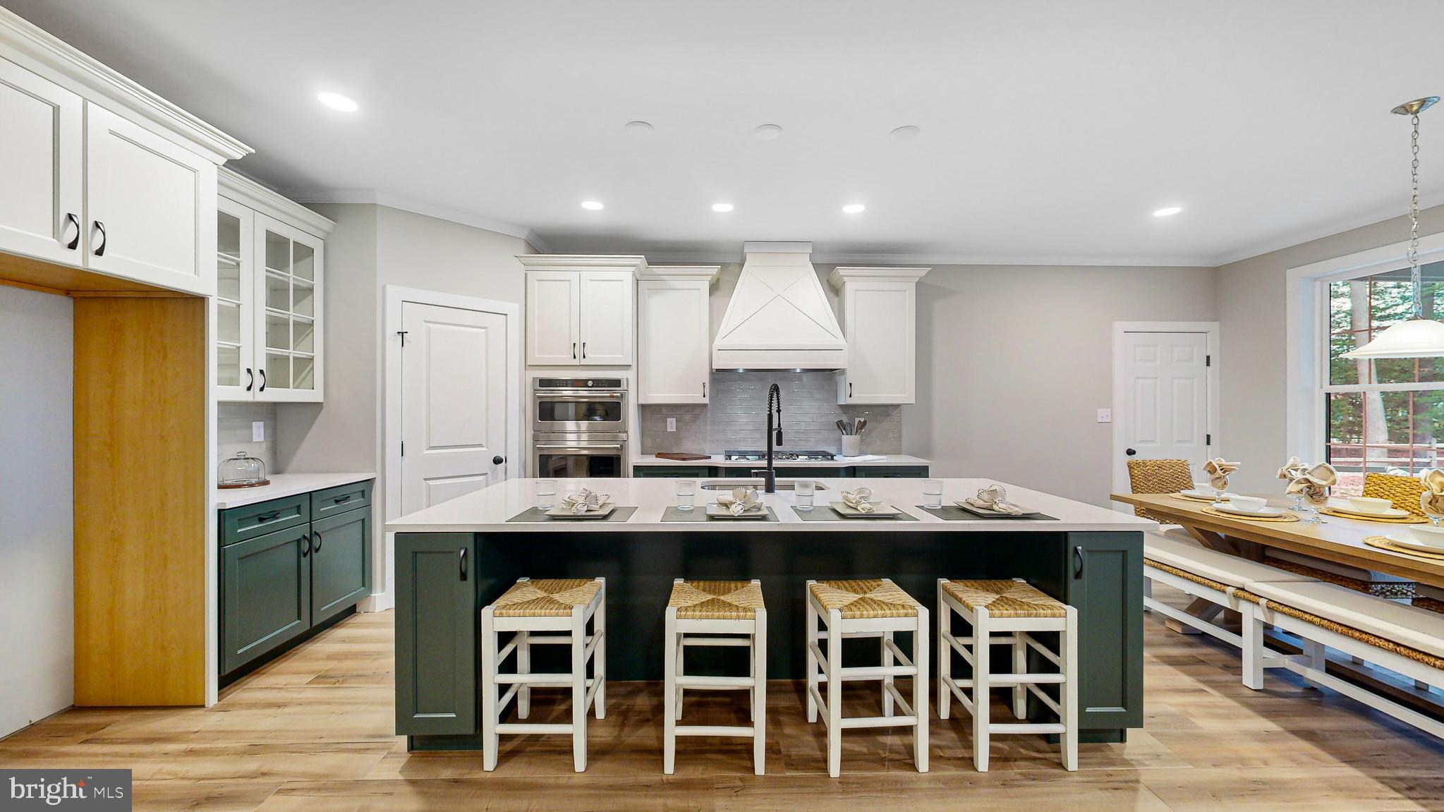 INGRAMS POINT - Residential