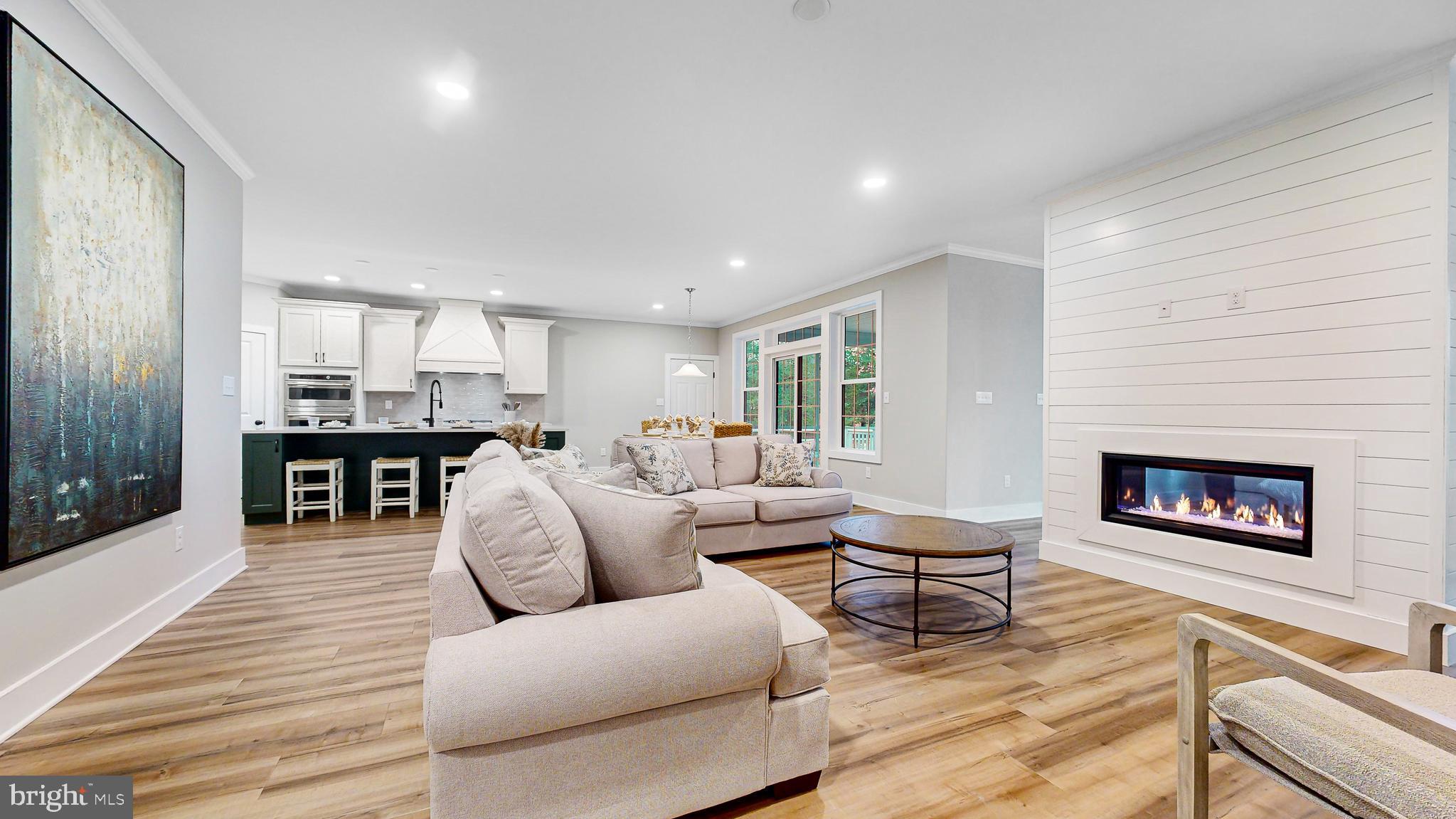 INGRAMS POINT - Residential