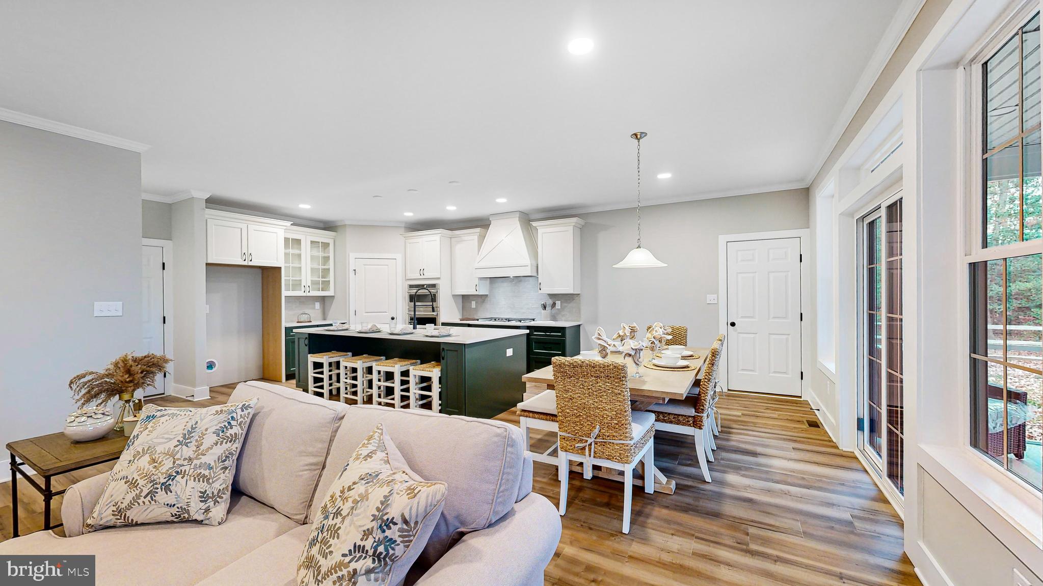 INGRAMS POINT - Residential