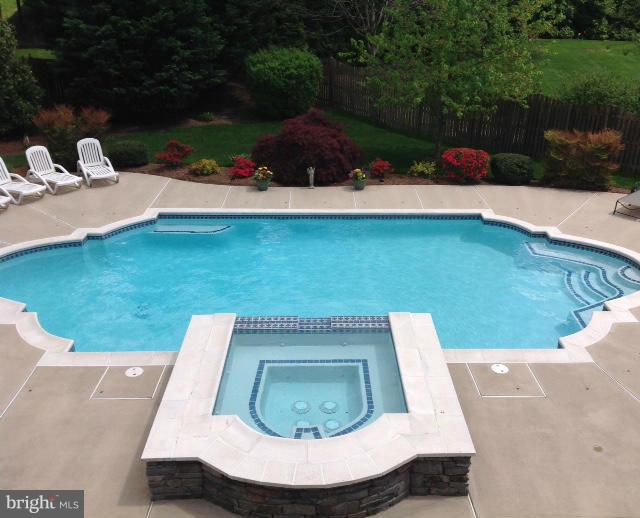 POPLAR PARK - Residential