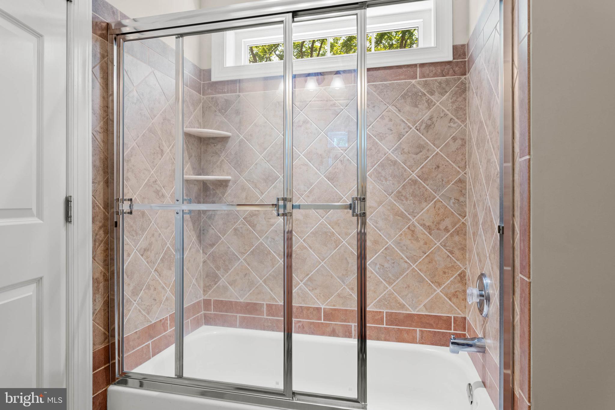 GREENE COUNTRIE - Residential