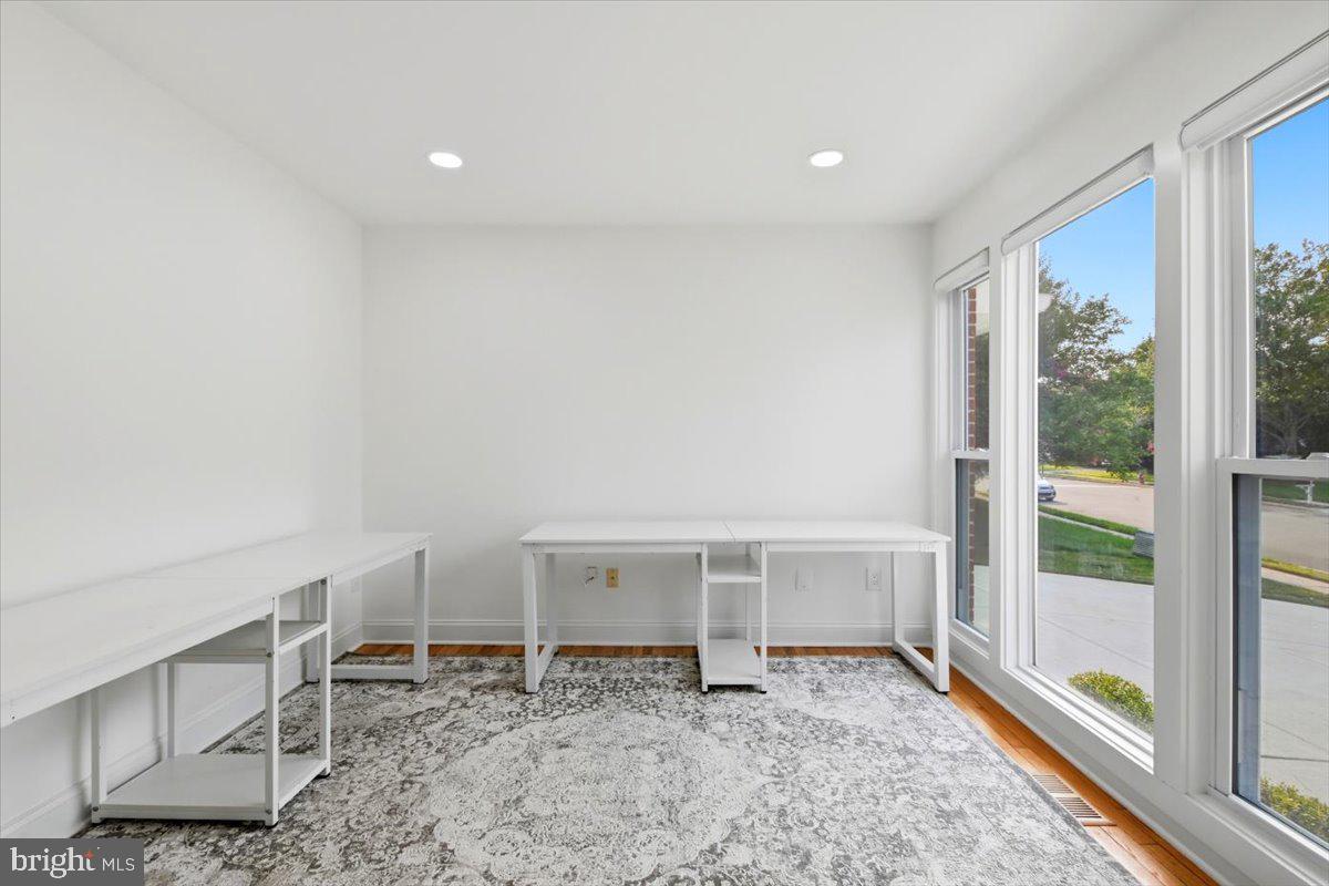 1453 POWELLS TAVERN PLACE